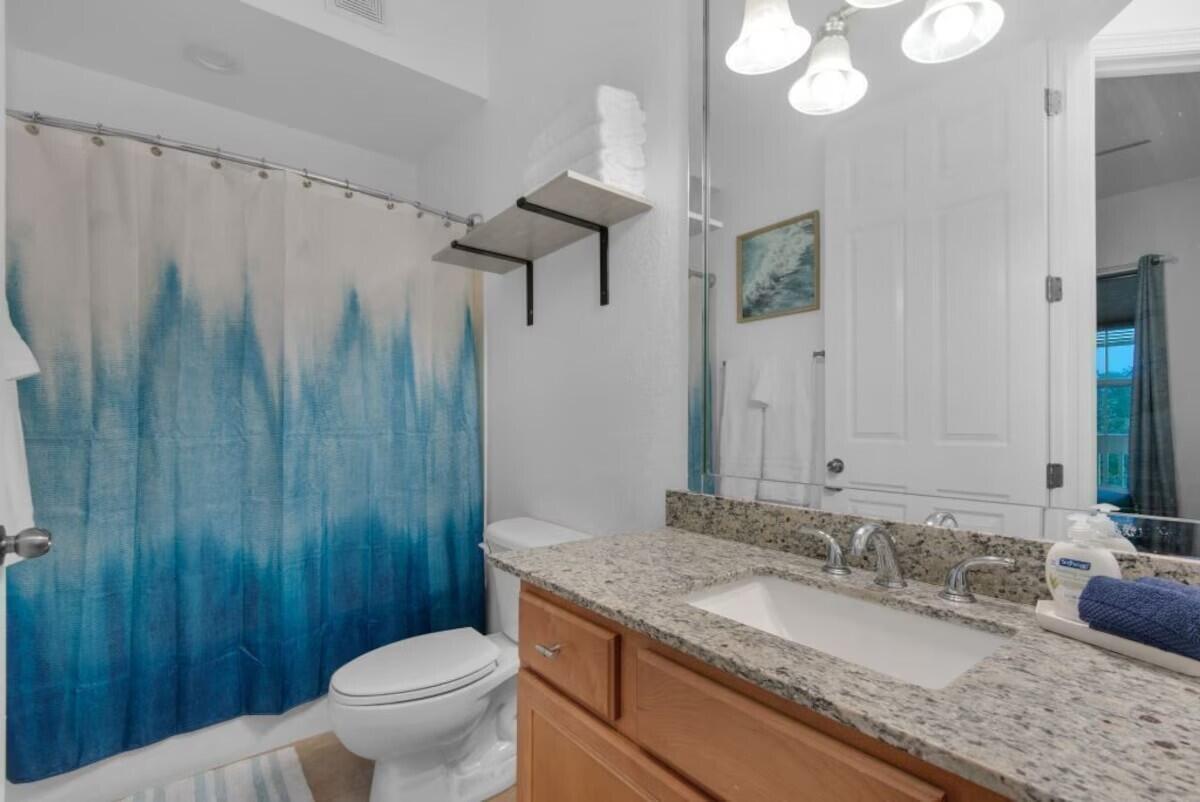 CRYSTAL COVE - Residential