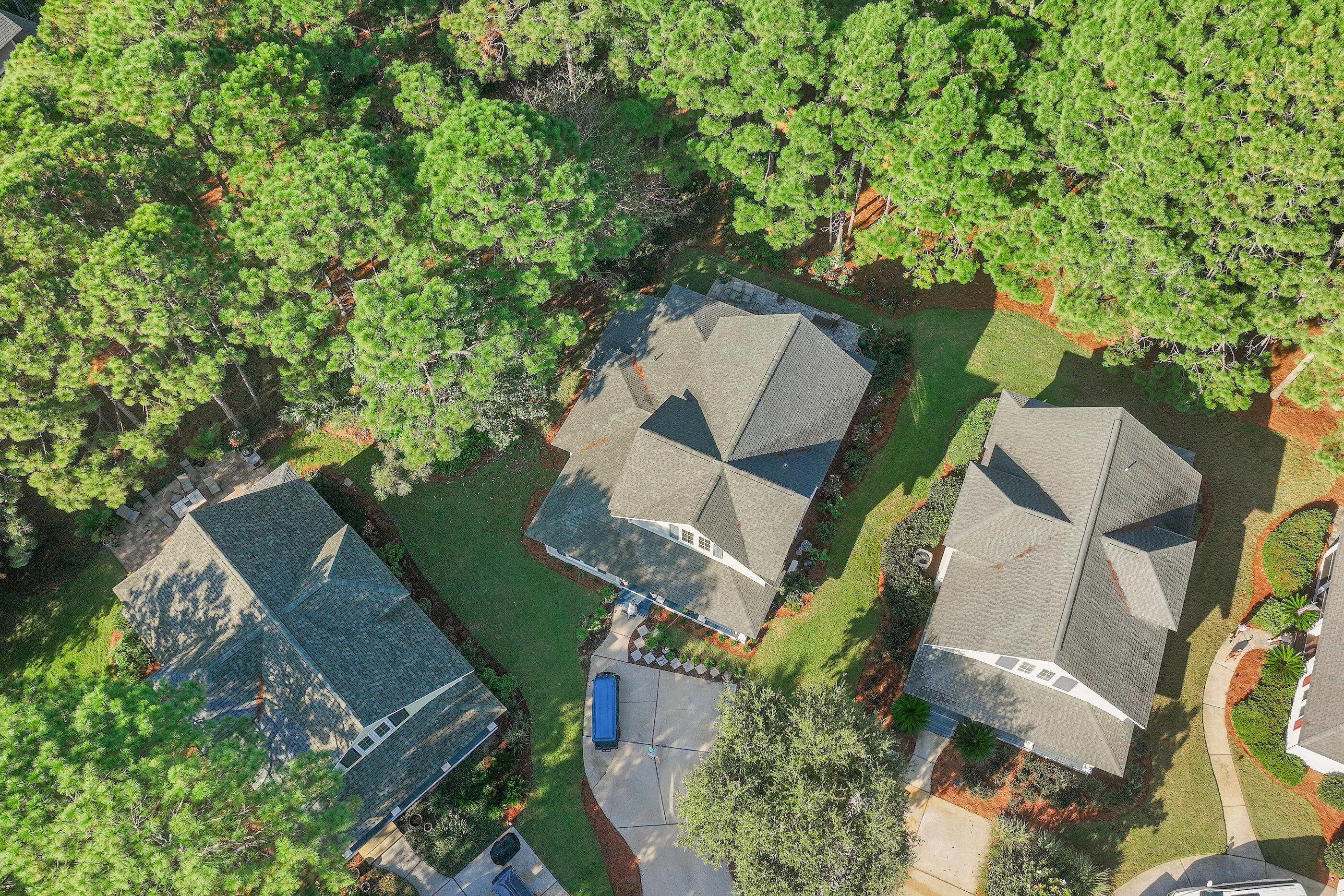 LAUREL GROVE - Residential