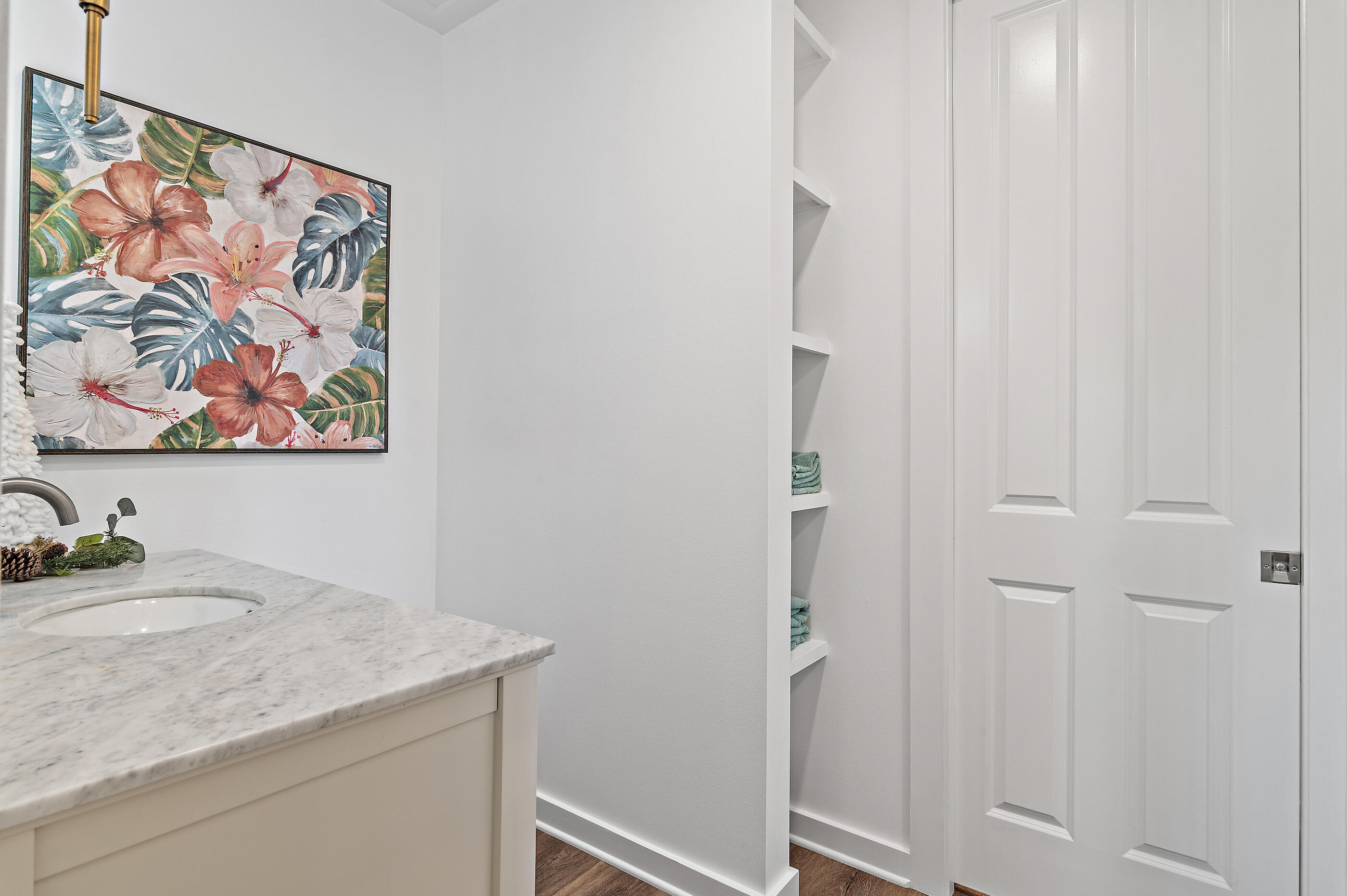 LAUREL GROVE - Residential