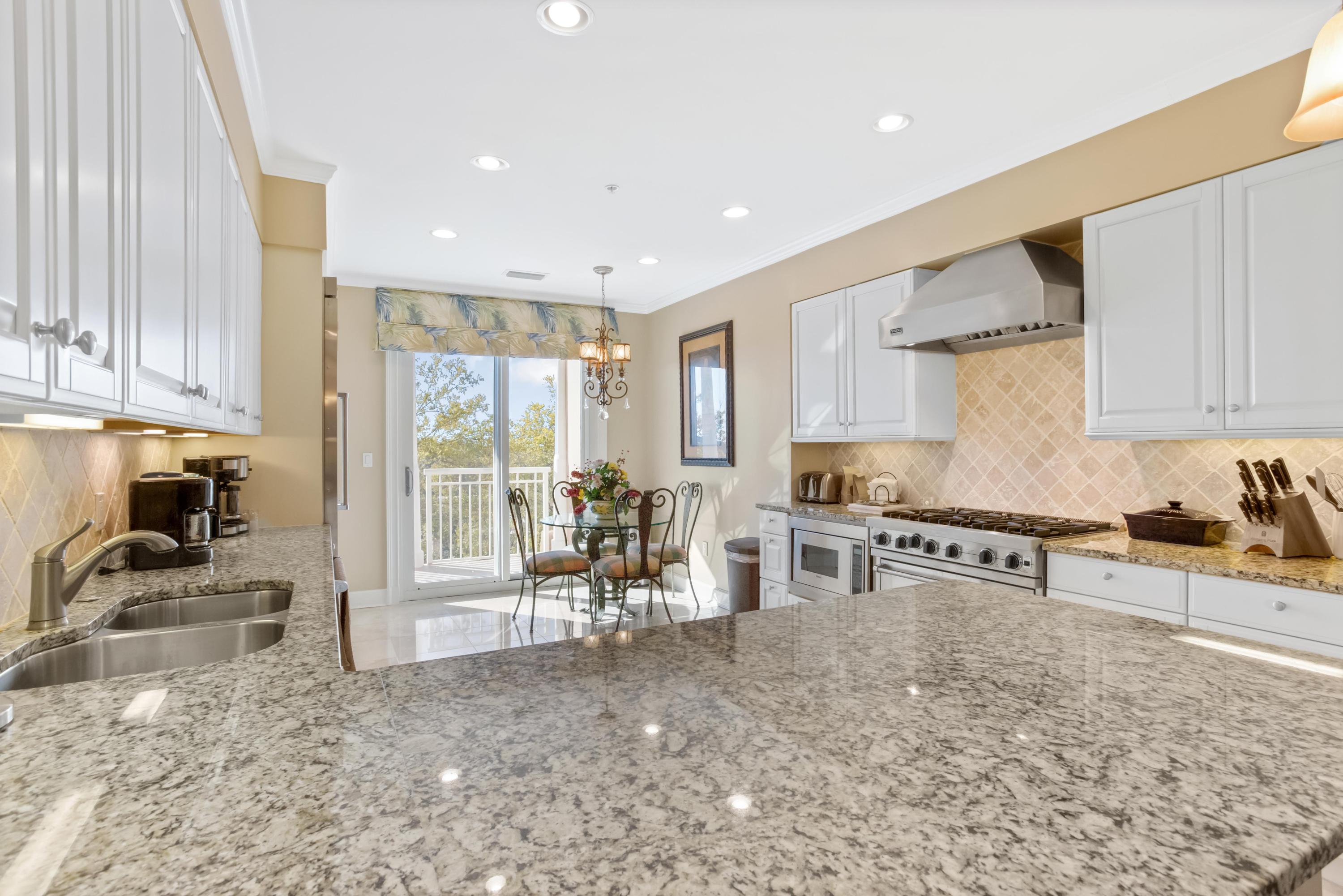 ONE WATER PLACE - Residential