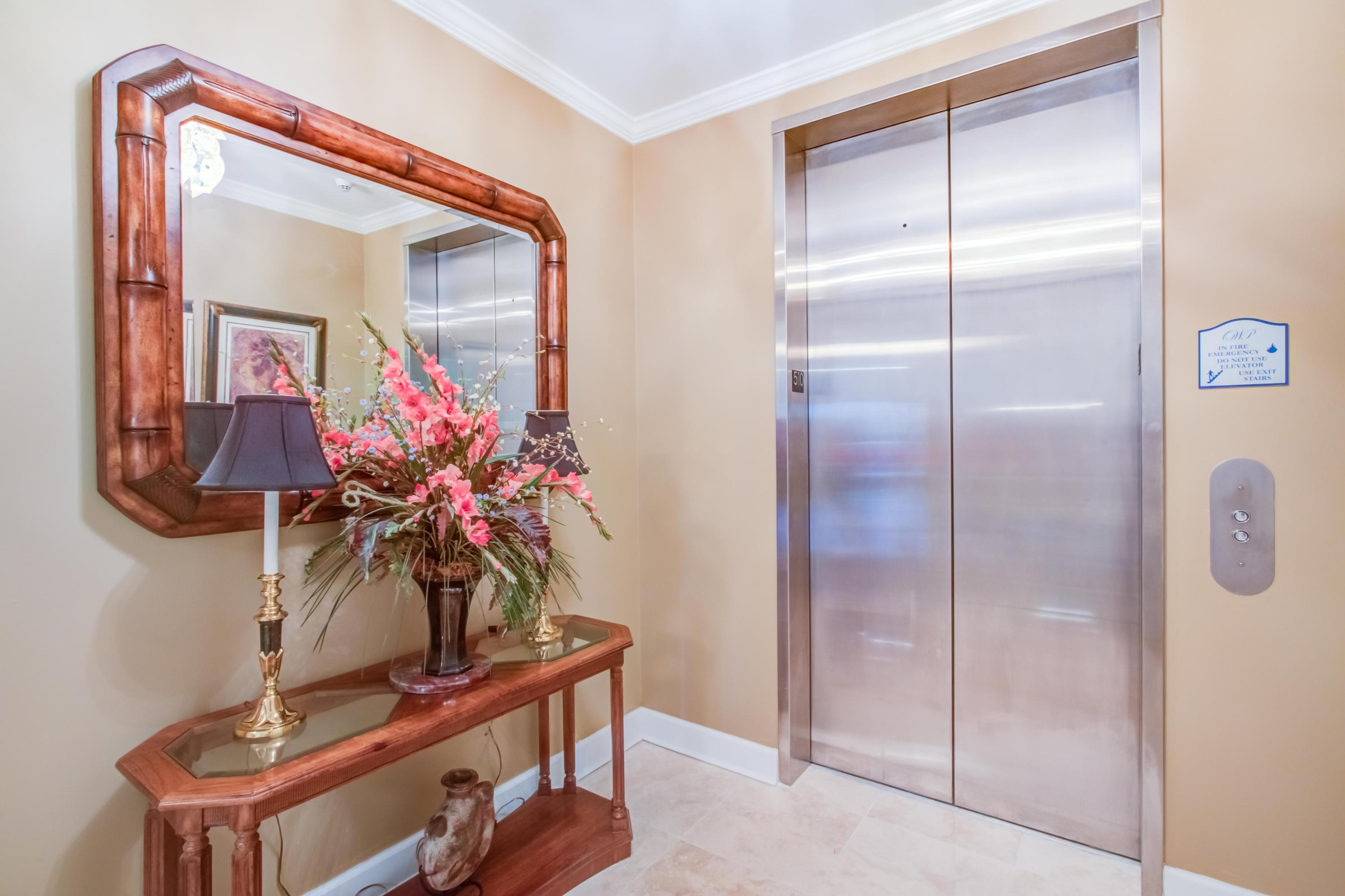 ONE WATER PLACE - Residential