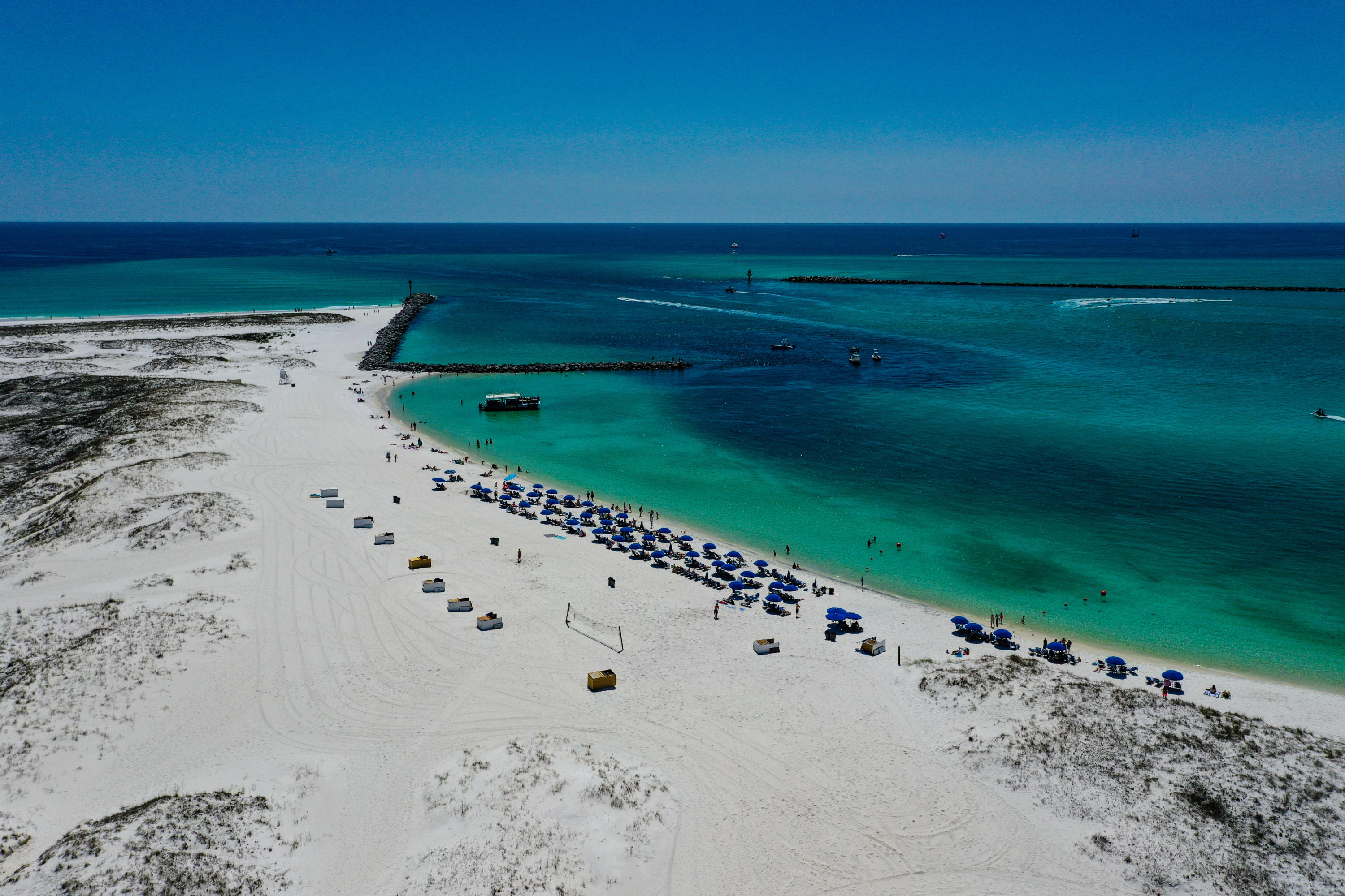 POOLSIDE VILLAS CONDO - Residential