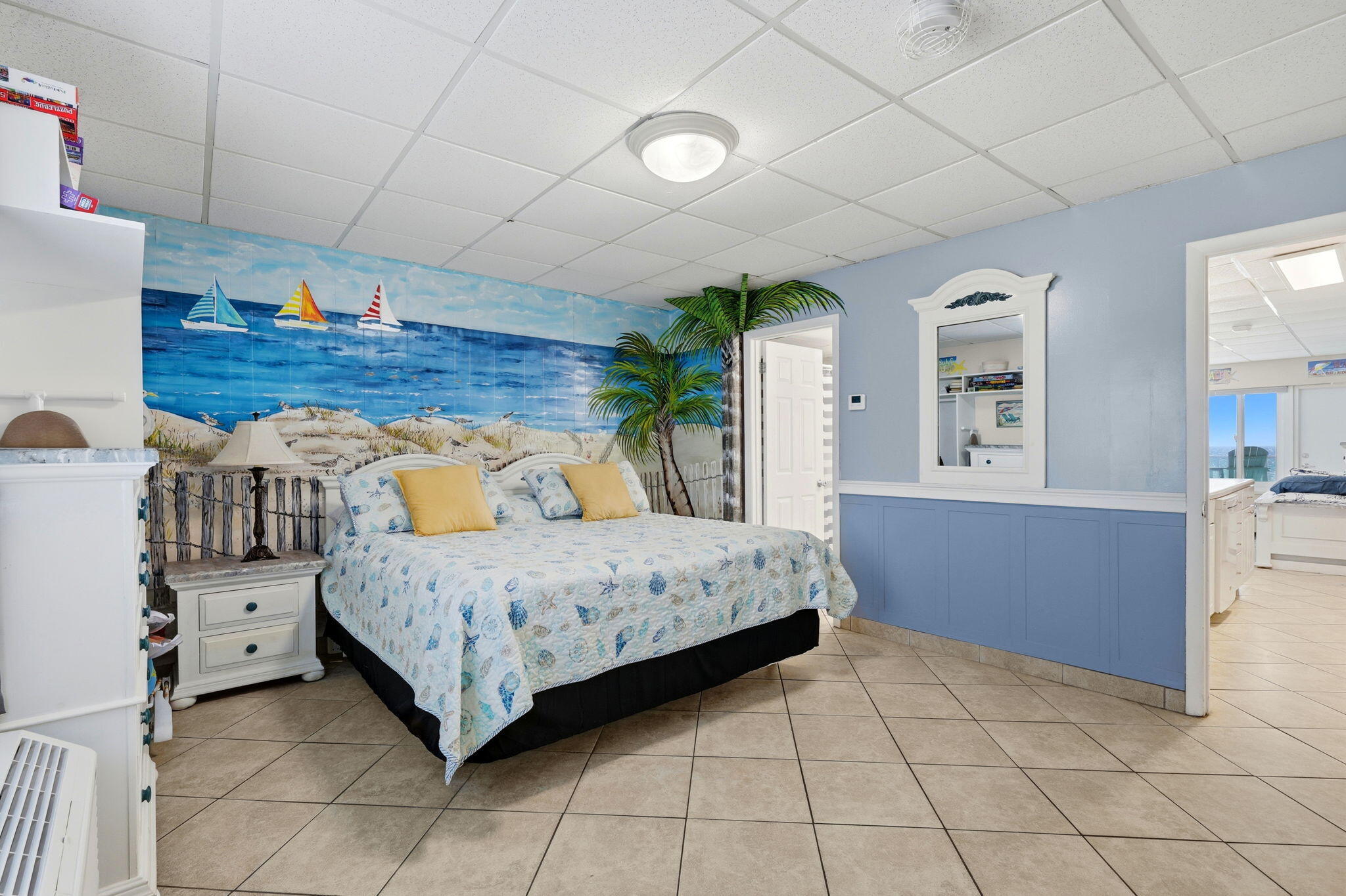 CONTINENTAL CONDO - Residential