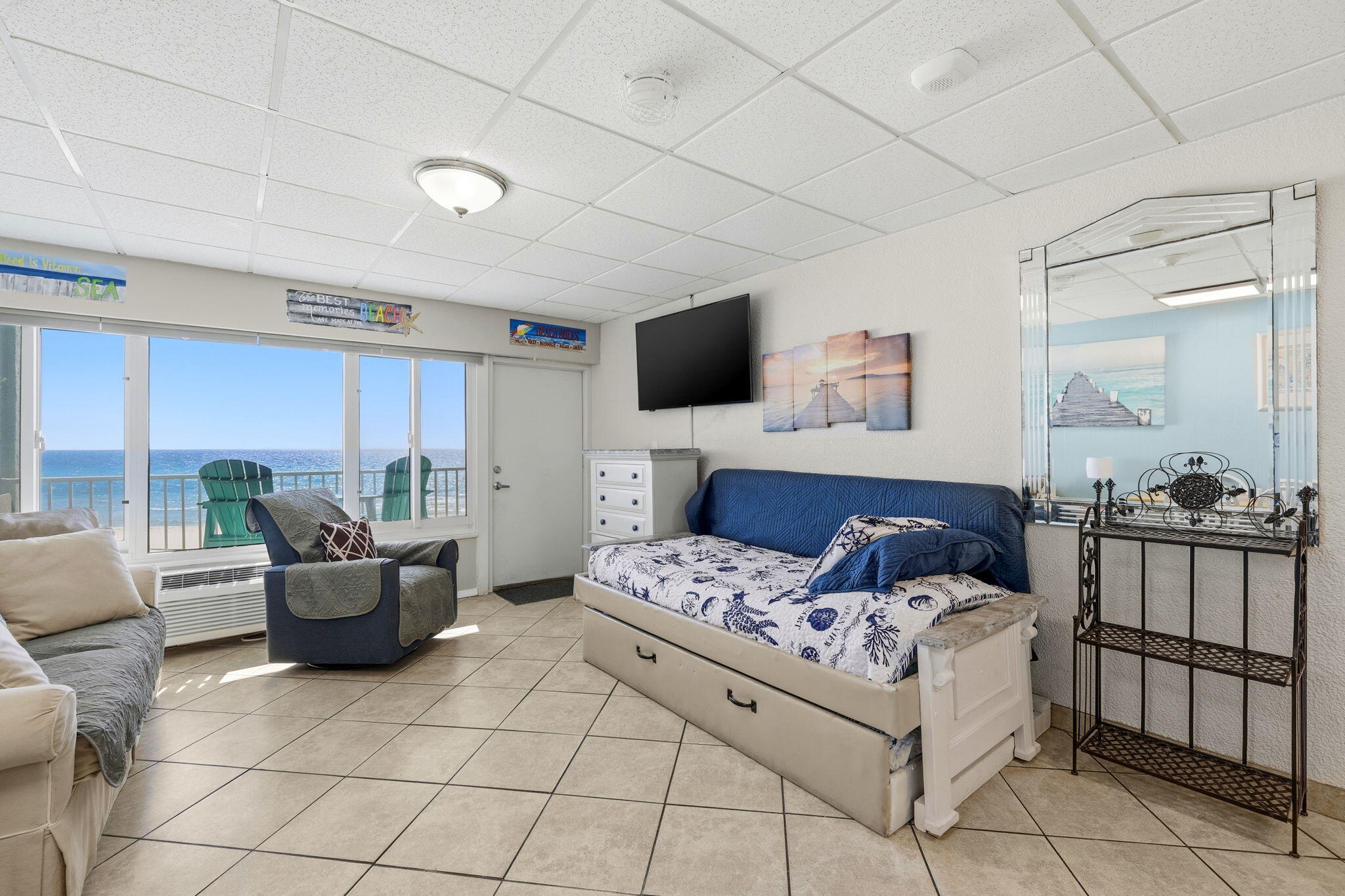 CONTINENTAL CONDO - Residential