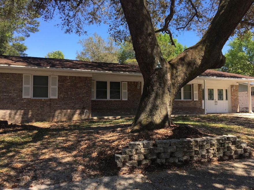 4 BEDROOM BRICK HOME IN THE HEART OF NICEVILLE. WOOD LAMINATE FLOORING THROUGHOUT, OPEN KITCHEN, INDOOR LAUNDRY ROOM AND A BUILT IN GARAGE CAN BE USED AS A SECOND LIVING SPACE. SCREENED ROOM WITH ADDITIONAL STORAGE CLOSET ON BACK. THE ROOF WAS REPLACED IN 2018. HVAC IS ONLY 4 YEARS OLD. GOOD SIZE LOT INCLUDES PRIVACY FENCE WITH DOUBLE GATE AND LARGE SHOP/GARAGE IN BACKYARD WITH TONS OF STORAGE AND ROOM TO TINKER ON VEHICLES OR ON OTHER HOBBIES. HOME IS CLOSE TO BASES, SCHOOLS AND SHOPPING