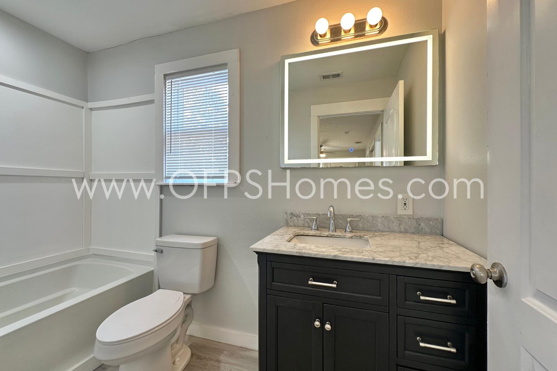 LAGUNA BEACH - Residential Lease