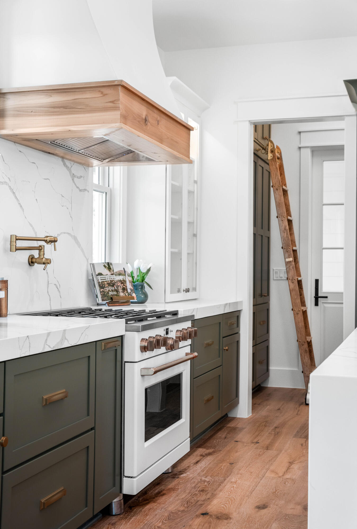 FOREST LAKES PH I - Residential