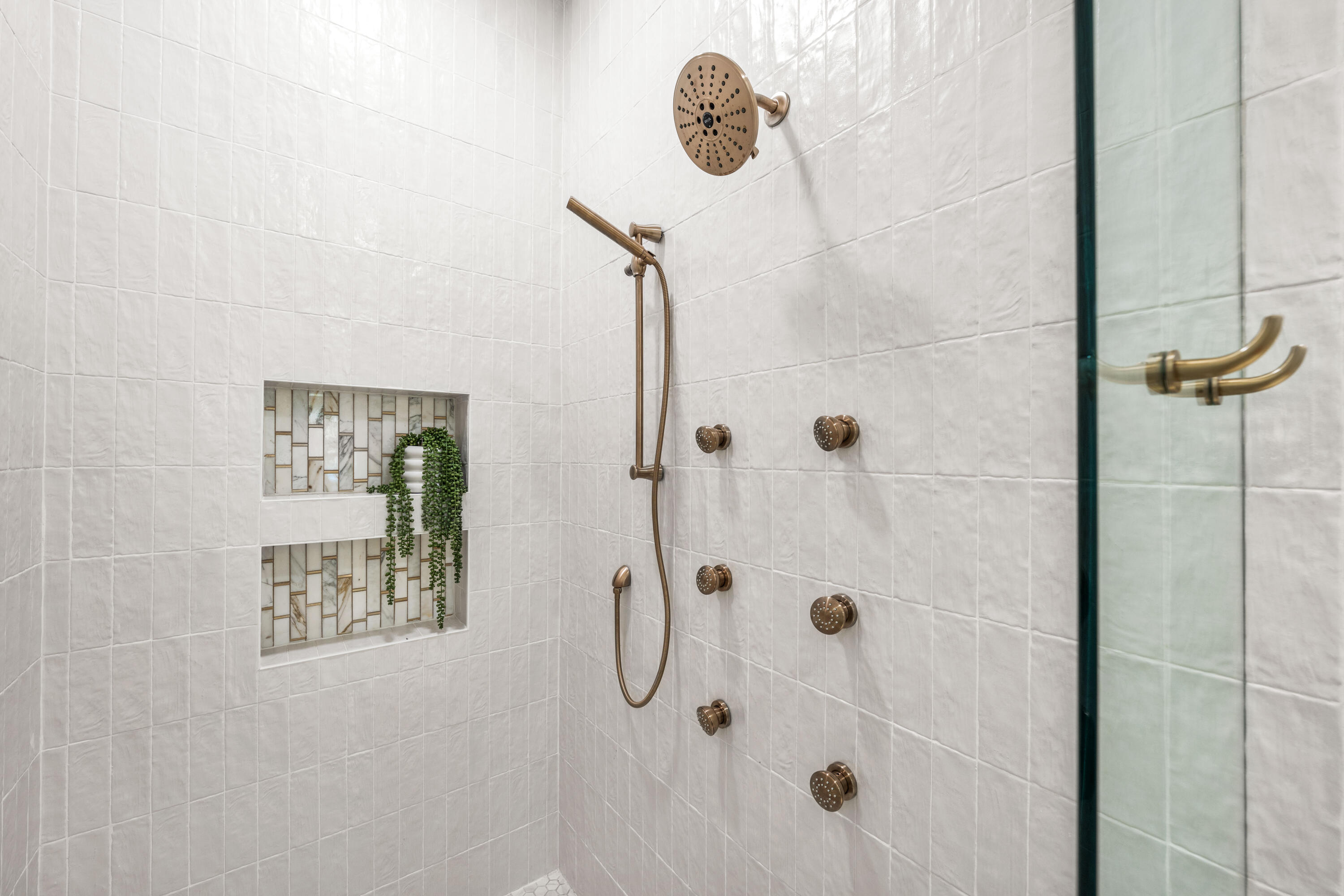 FOREST LAKES PH I - Residential