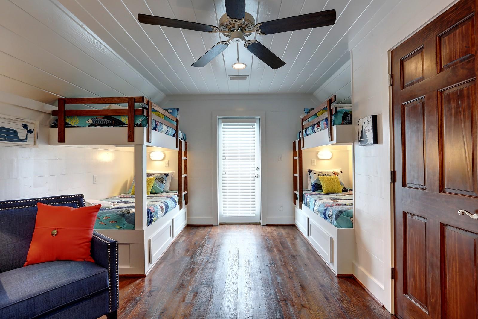 Blue Mountain Beach - Residential