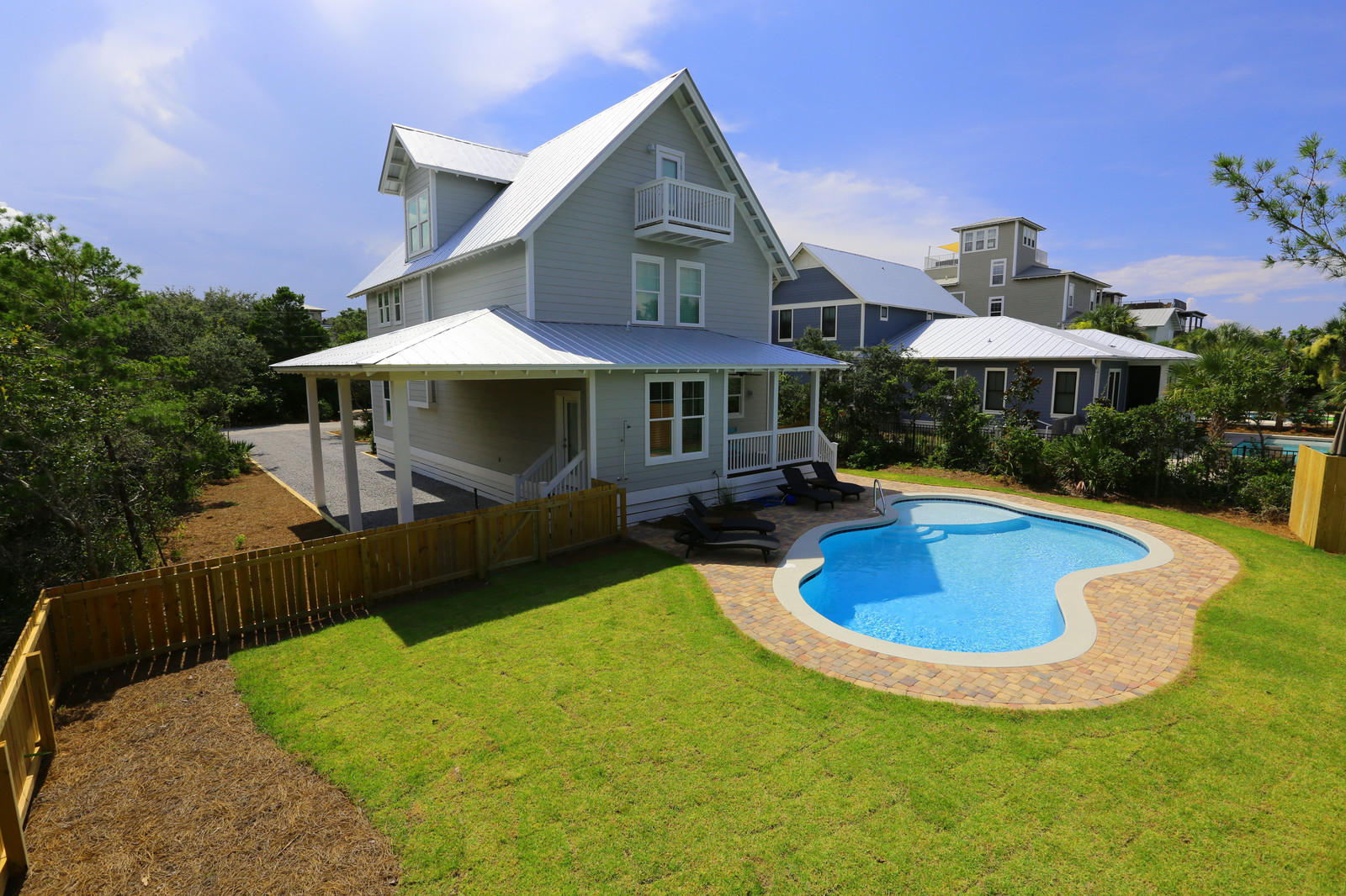 Blue Mountain Beach - Residential