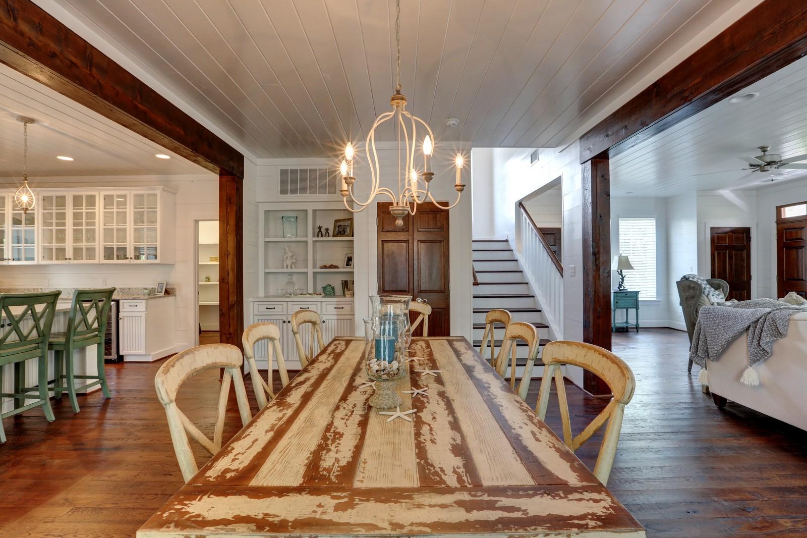 Blue Mountain Beach - Residential