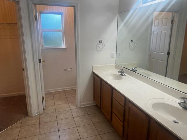 PORT DIXIE - Residential Lease