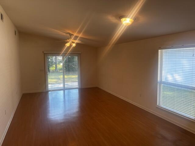 PORT DIXIE - Residential Lease