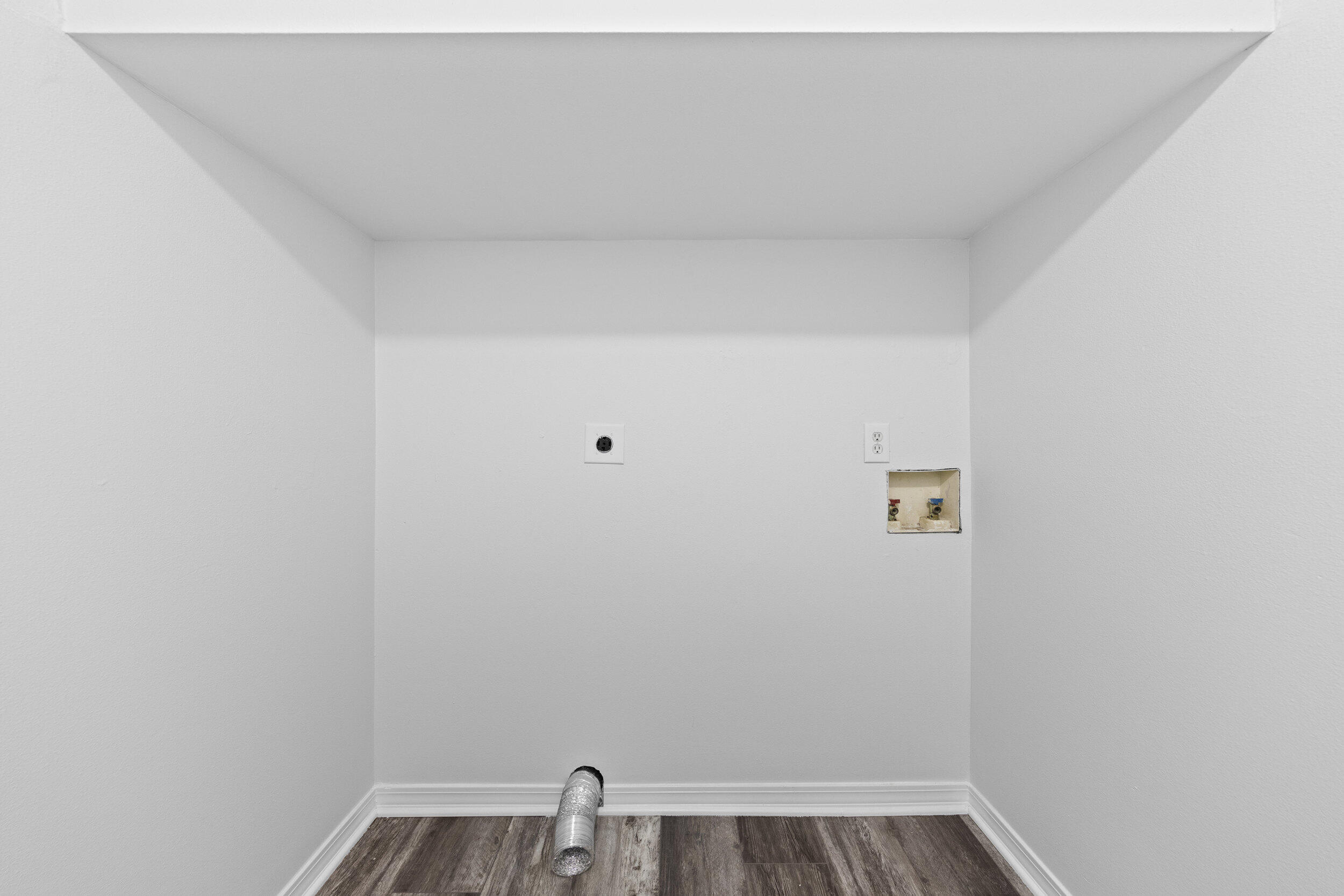 Valparaiso Pinecrest 2 - Residential Lease