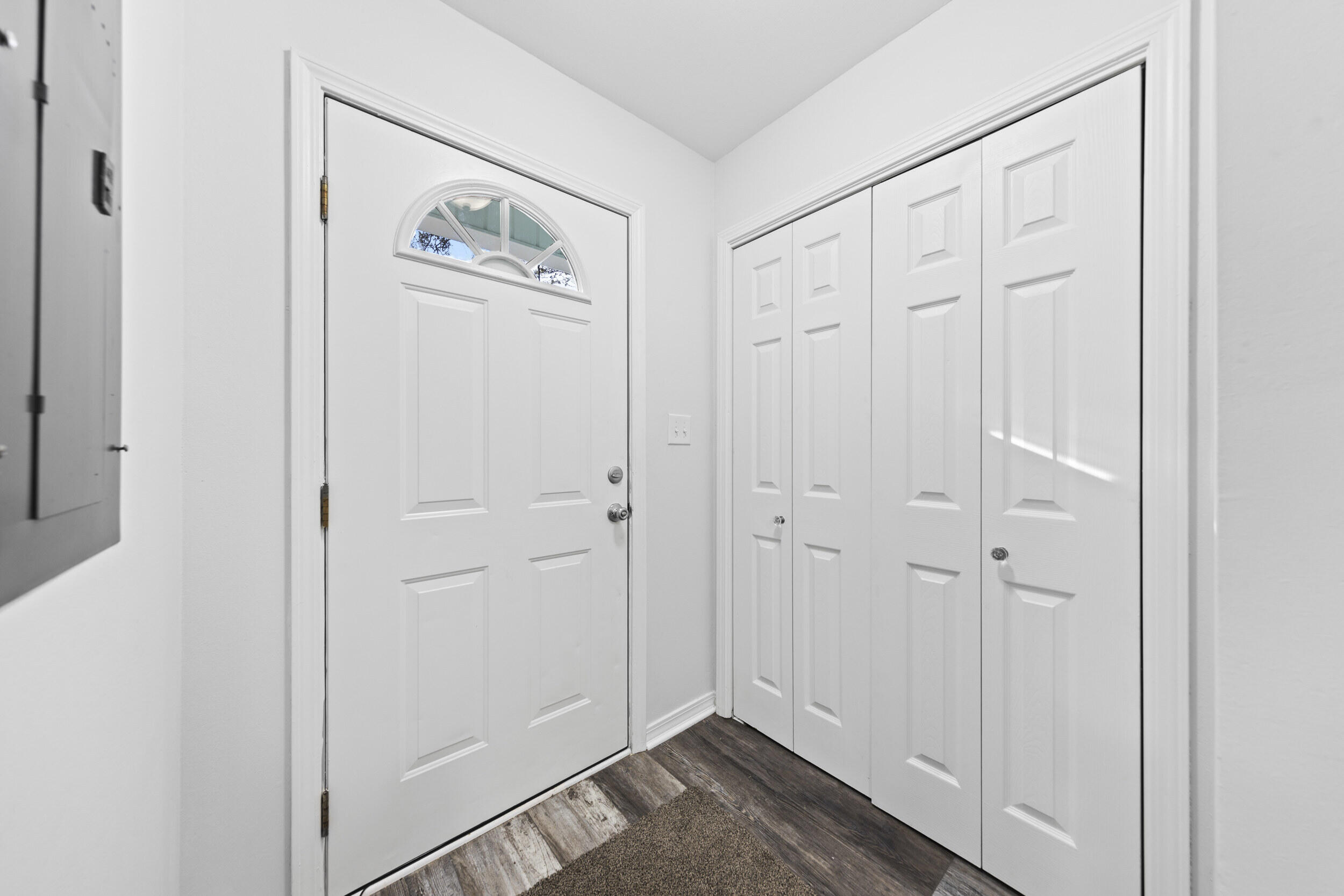 Valparaiso Pinecrest 2 - Residential Lease