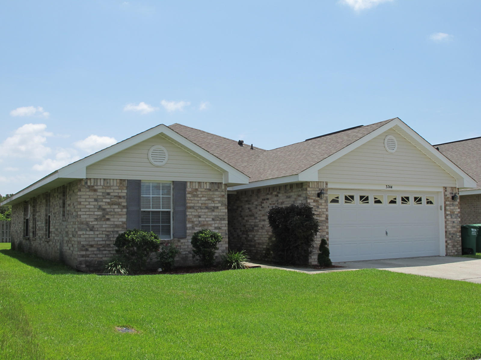 VICTORIAN VILLAGE - Residential