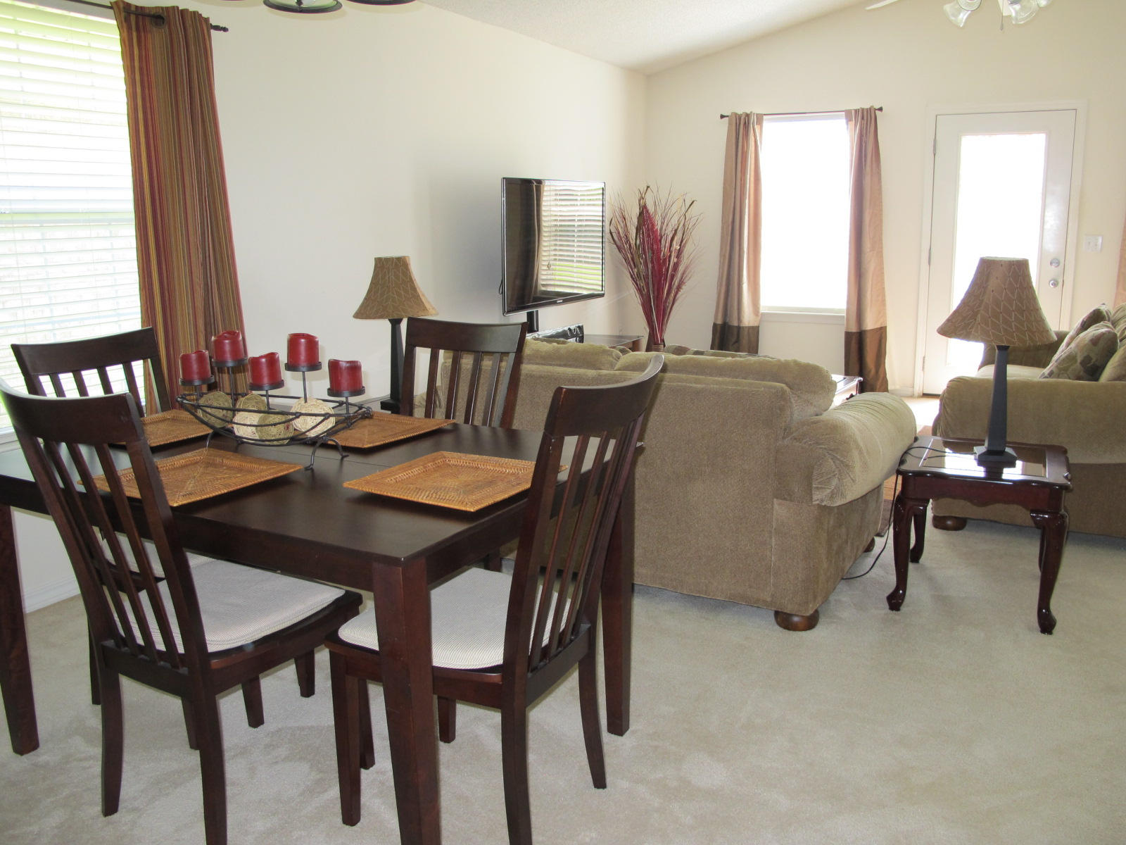 VICTORIAN VILLAGE - Residential