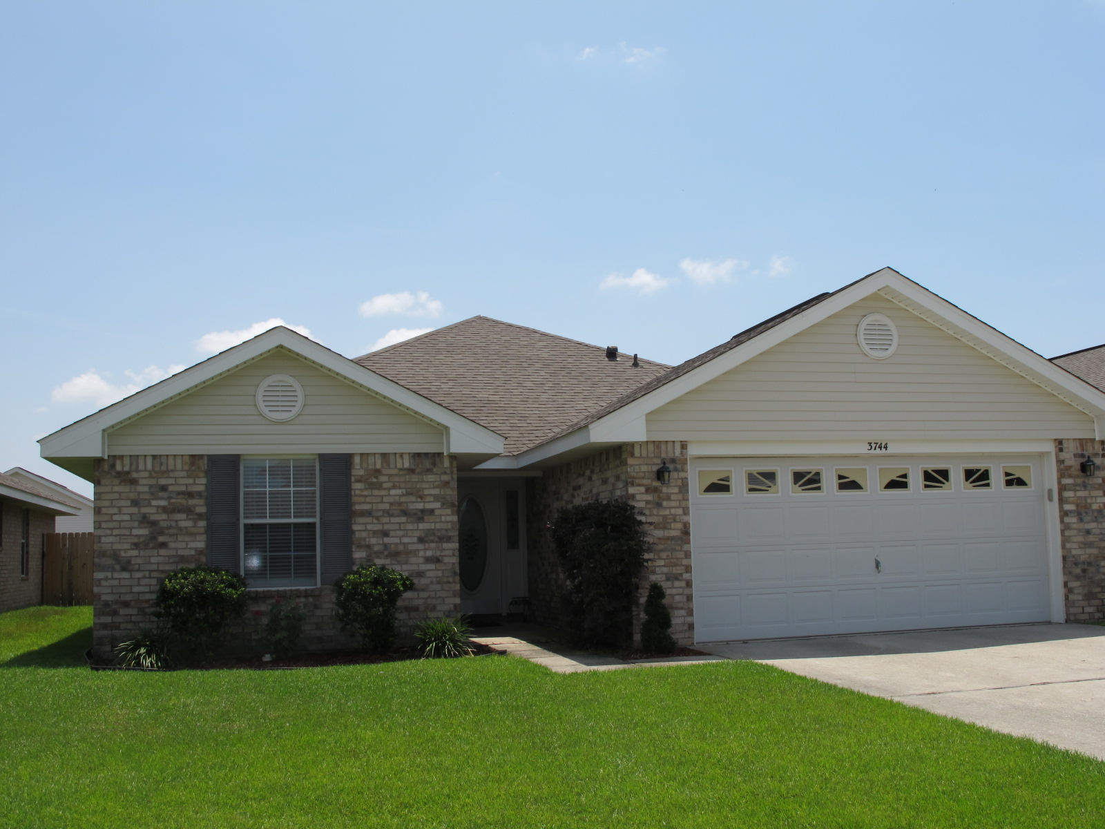 VICTORIAN VILLAGE - Residential