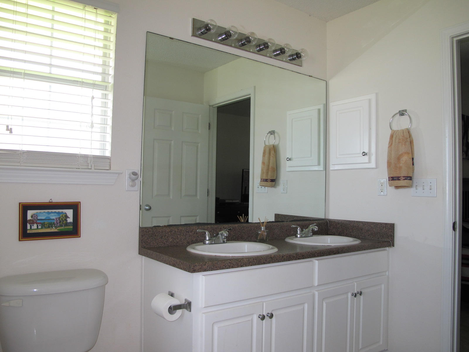 VICTORIAN VILLAGE - Residential