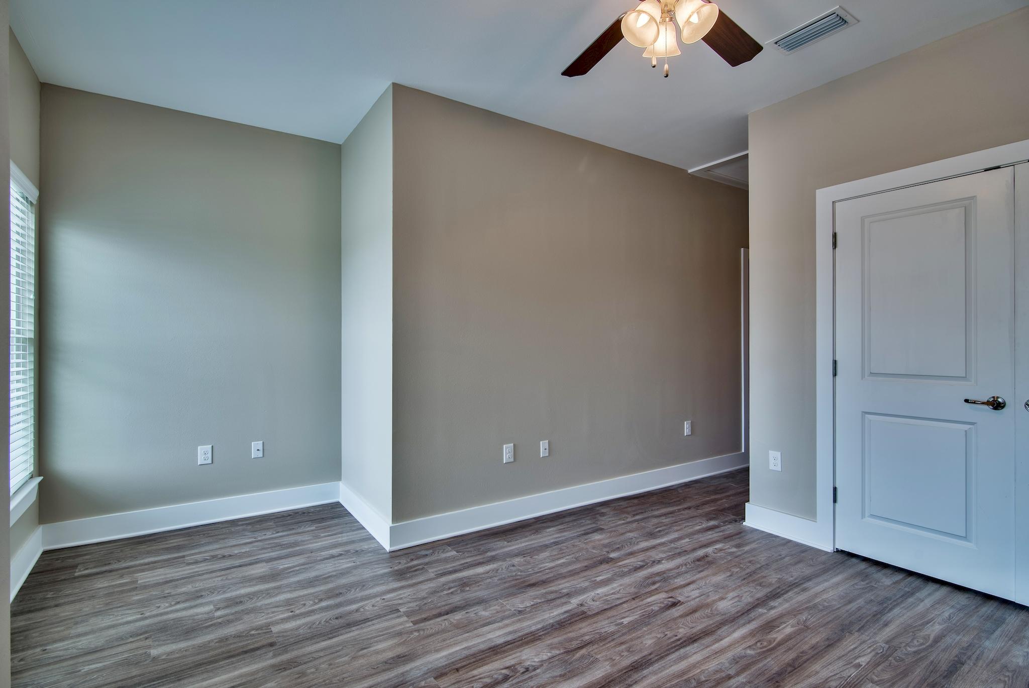VERANDAS AT FREEPORT - Residential