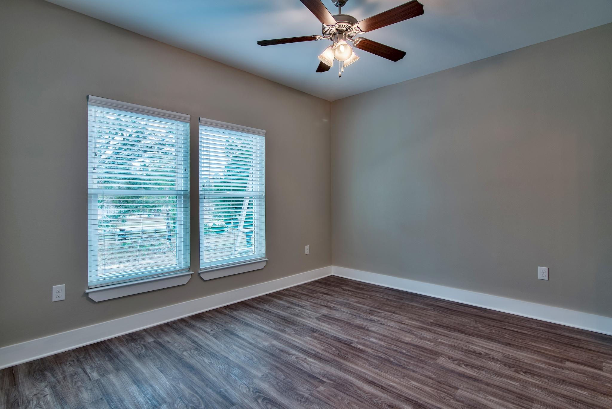 VERANDAS AT FREEPORT - Residential