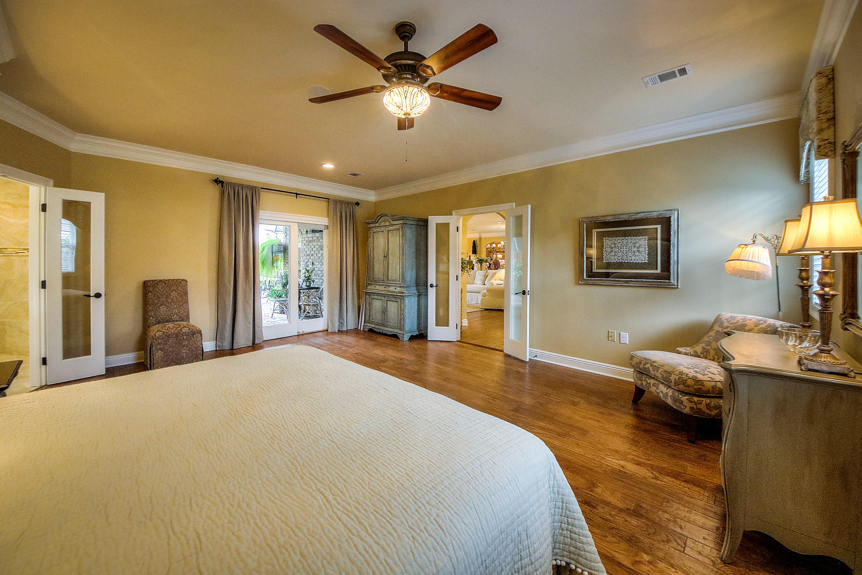 AVALON BEACH ESTATES - Residential