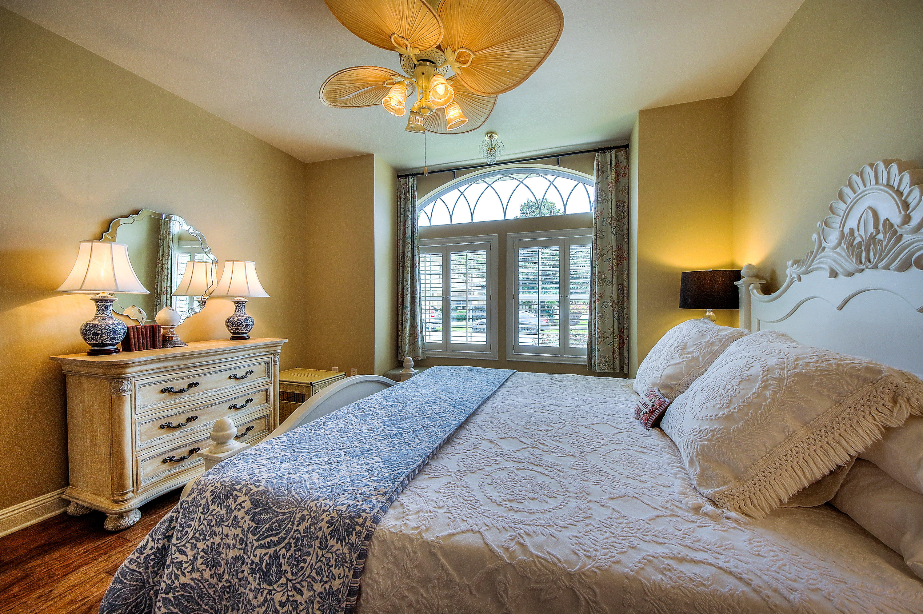 AVALON BEACH ESTATES - Residential