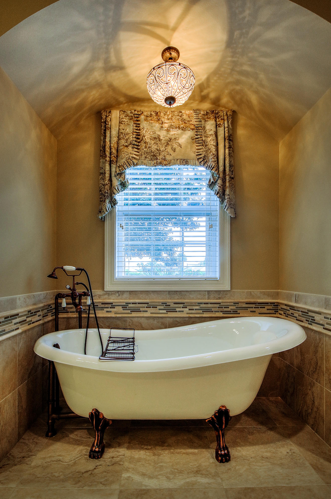 AVALON BEACH ESTATES - Residential