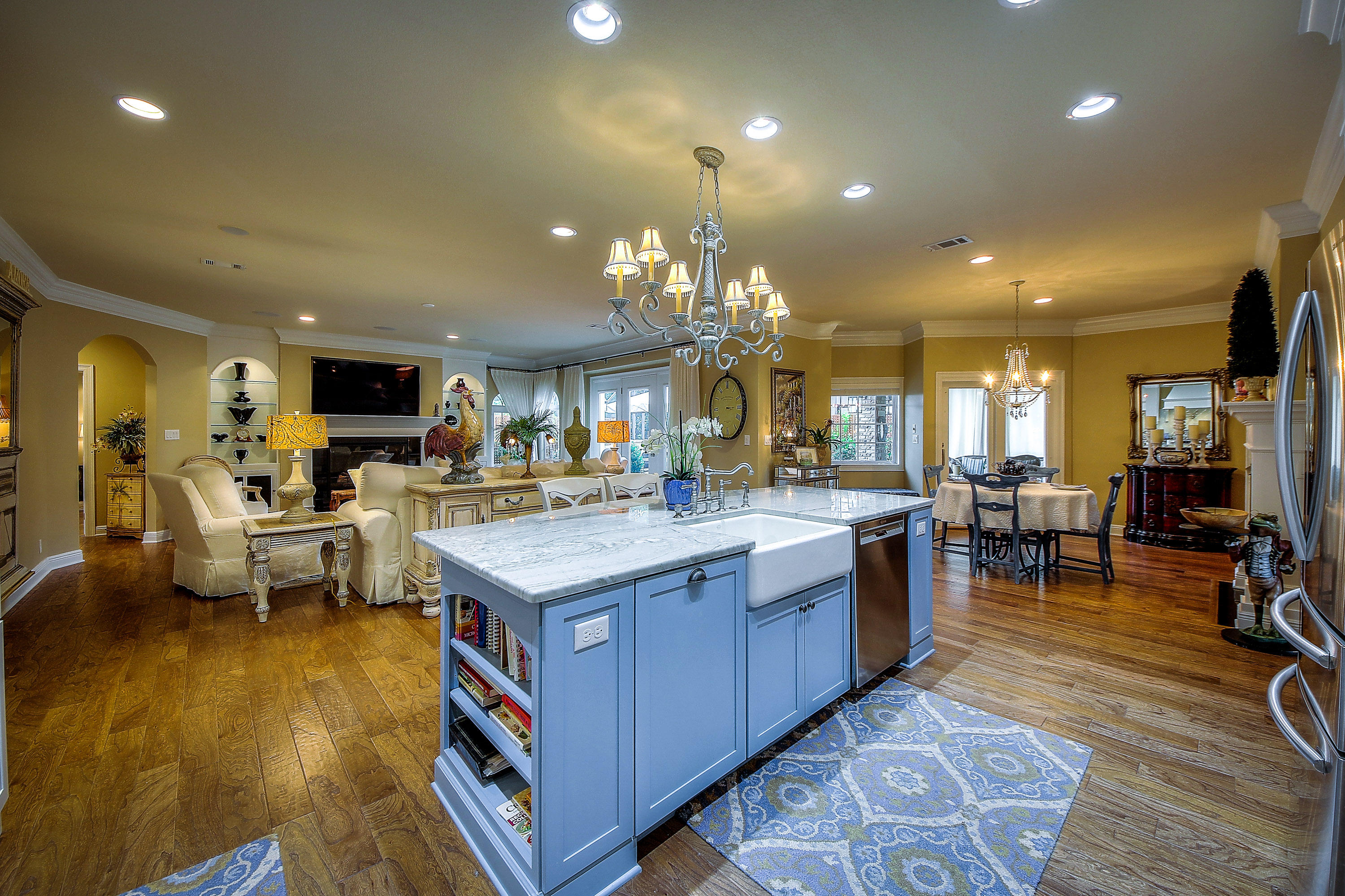 AVALON BEACH ESTATES - Residential