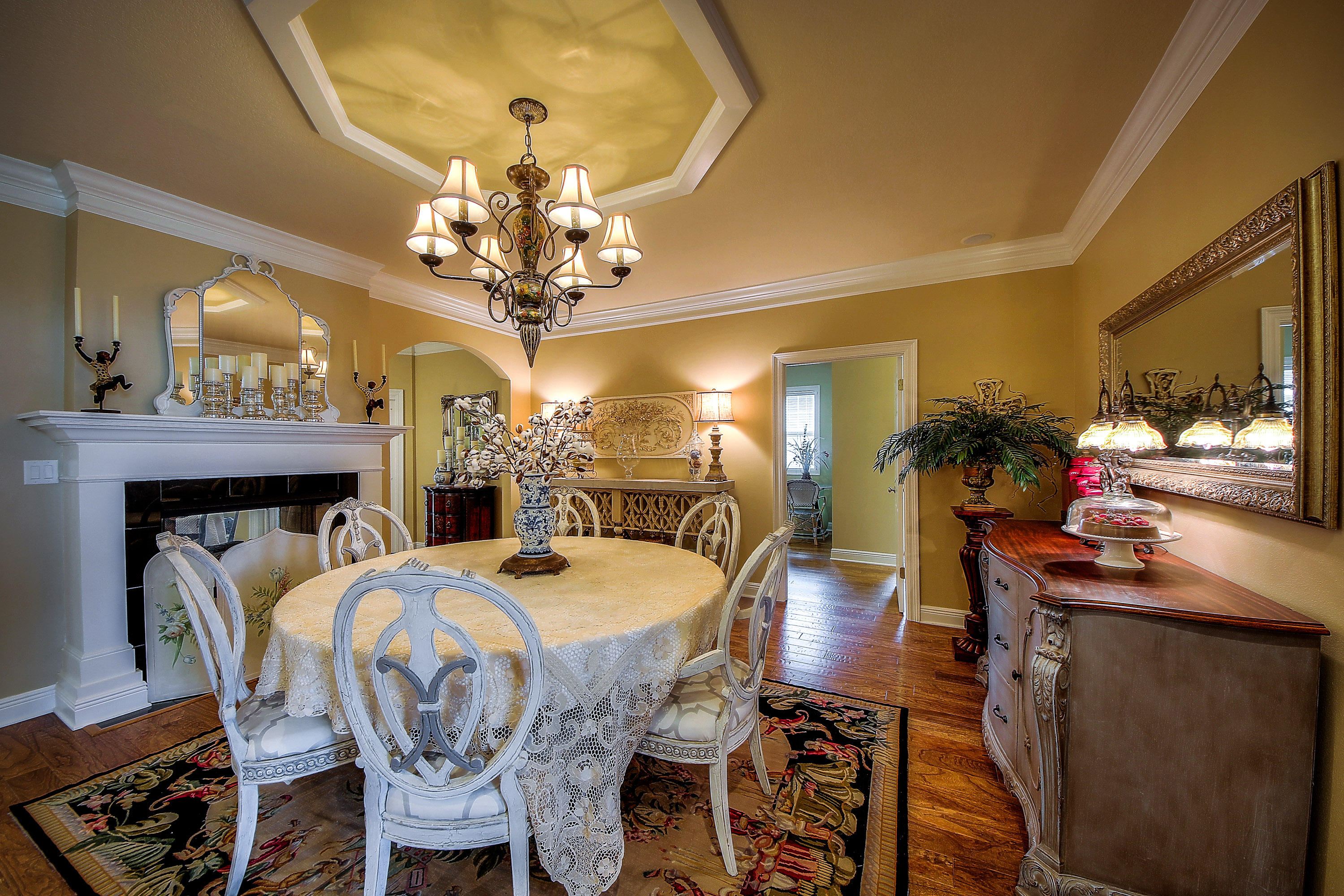 AVALON BEACH ESTATES - Residential