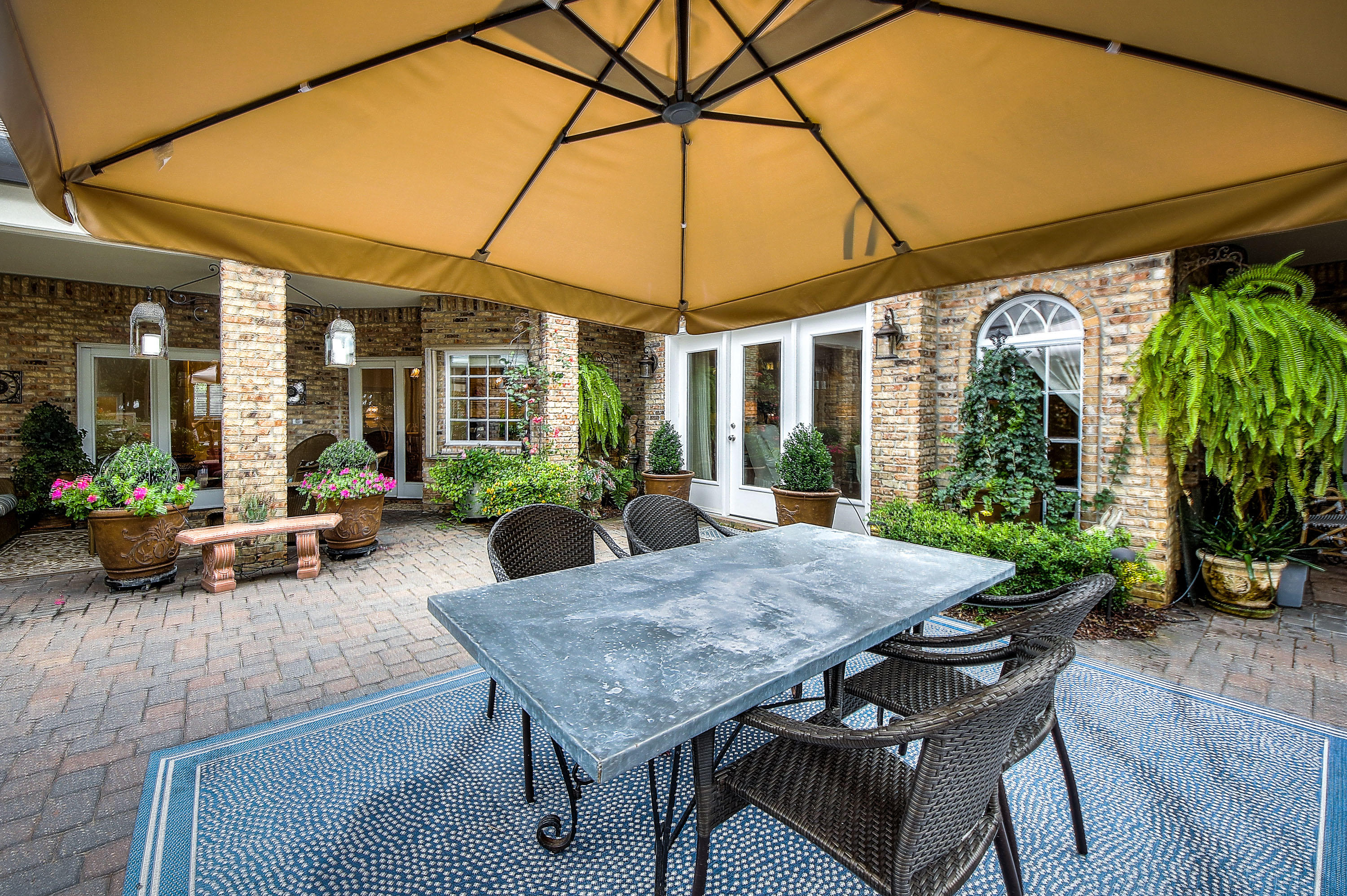 AVALON BEACH ESTATES - Residential