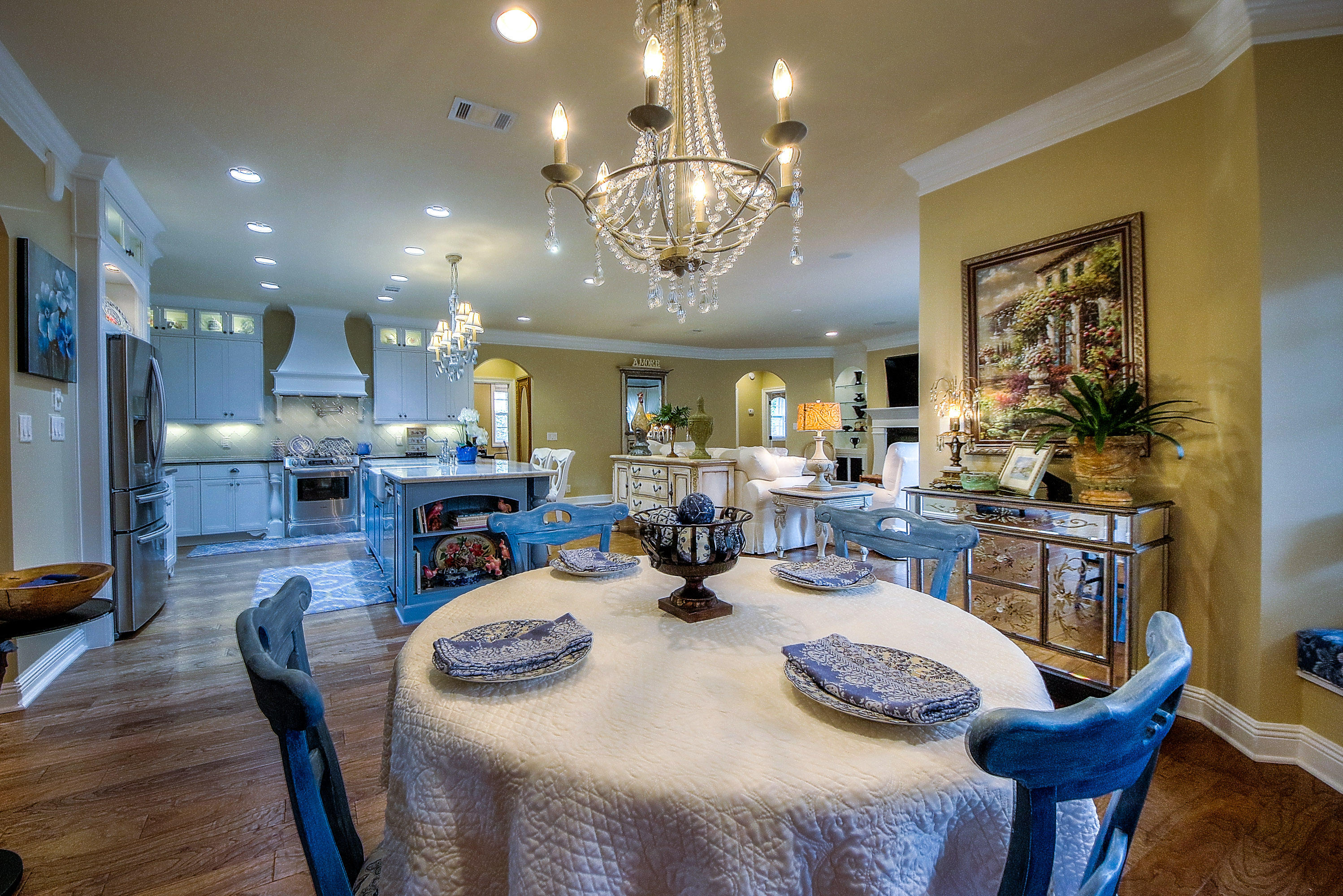 AVALON BEACH ESTATES - Residential