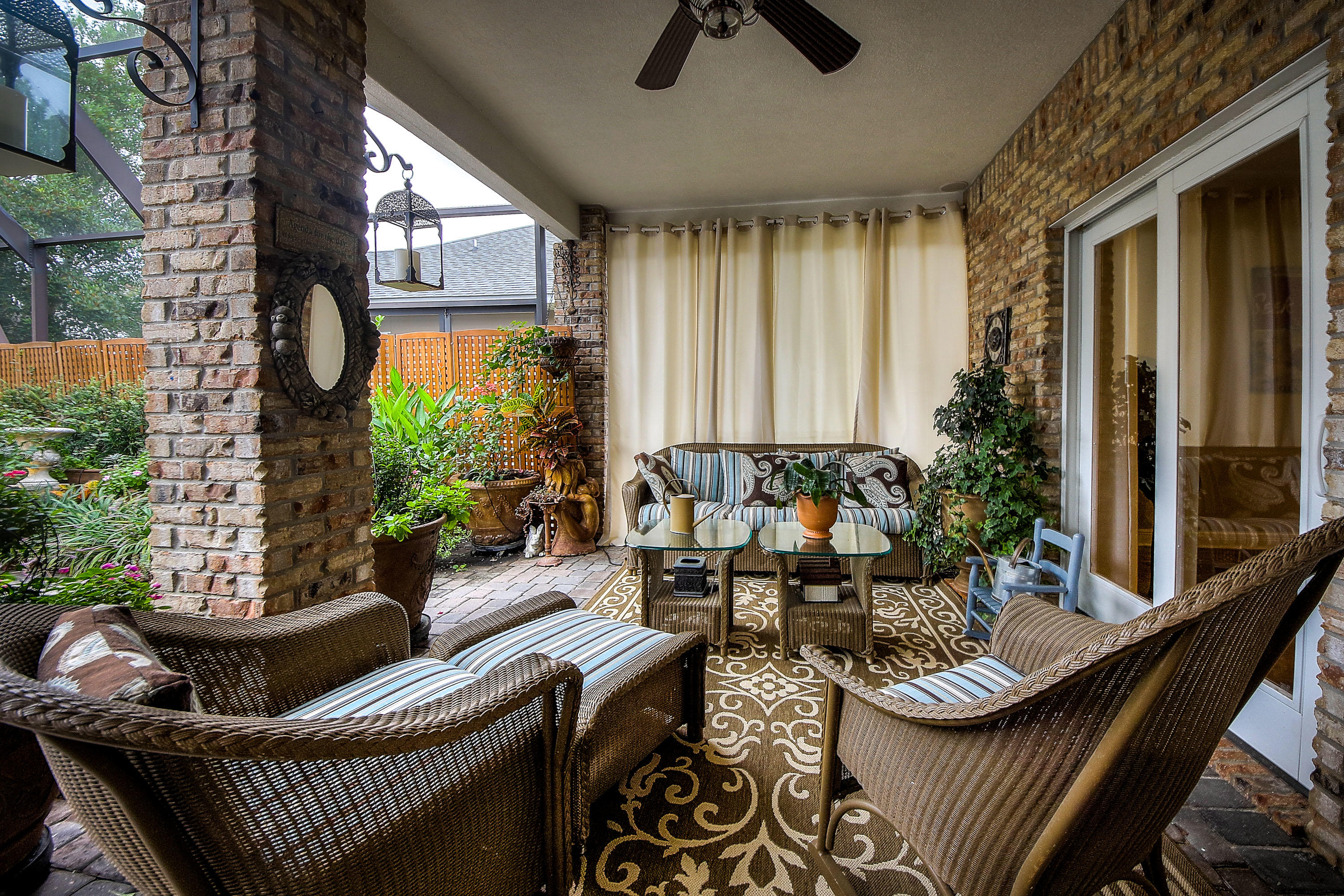 AVALON BEACH ESTATES - Residential