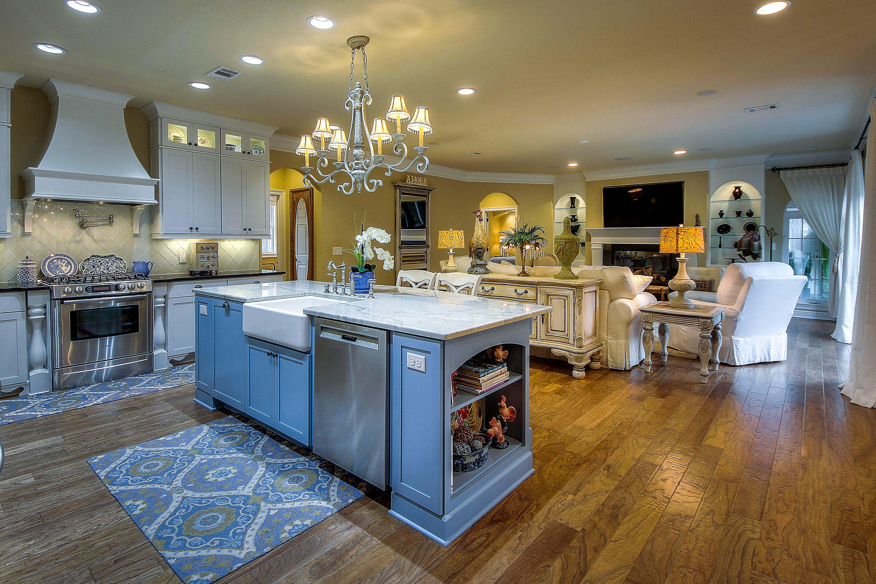 AVALON BEACH ESTATES - Residential