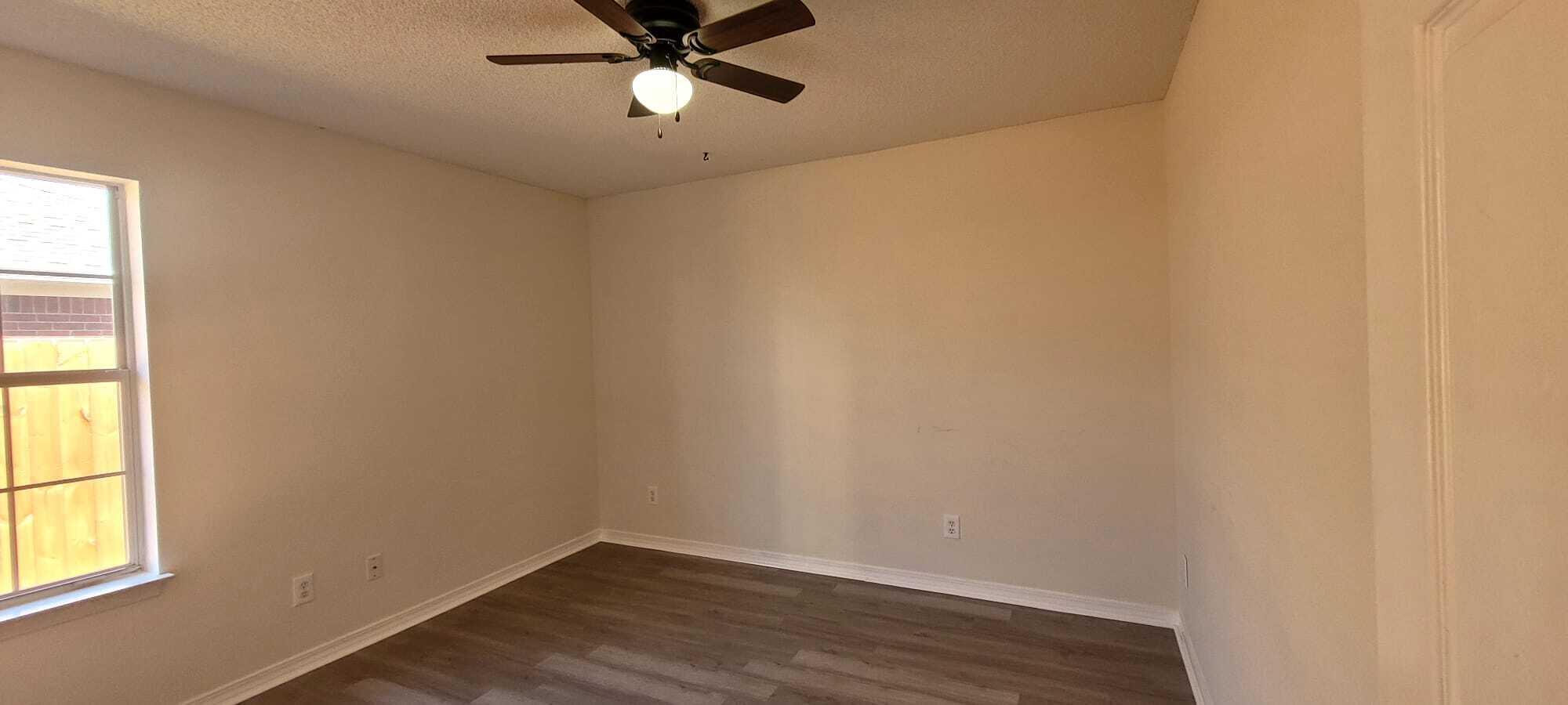 FOX DEN VILLAGES - Residential