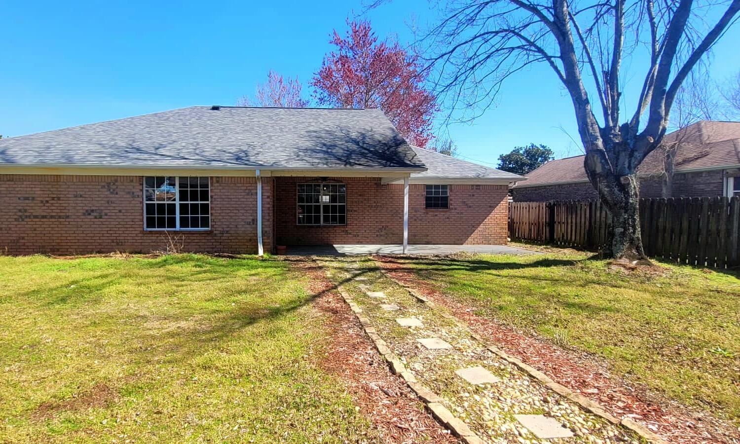 FOX DEN VILLAGES - Residential