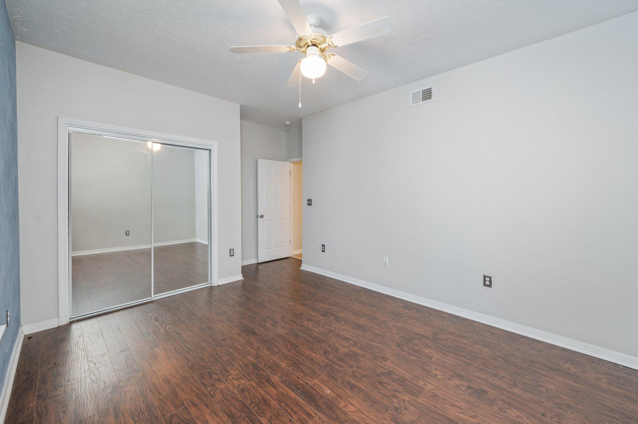 CHATELAINE ESTATES S/D PH 2 - Residential Lease