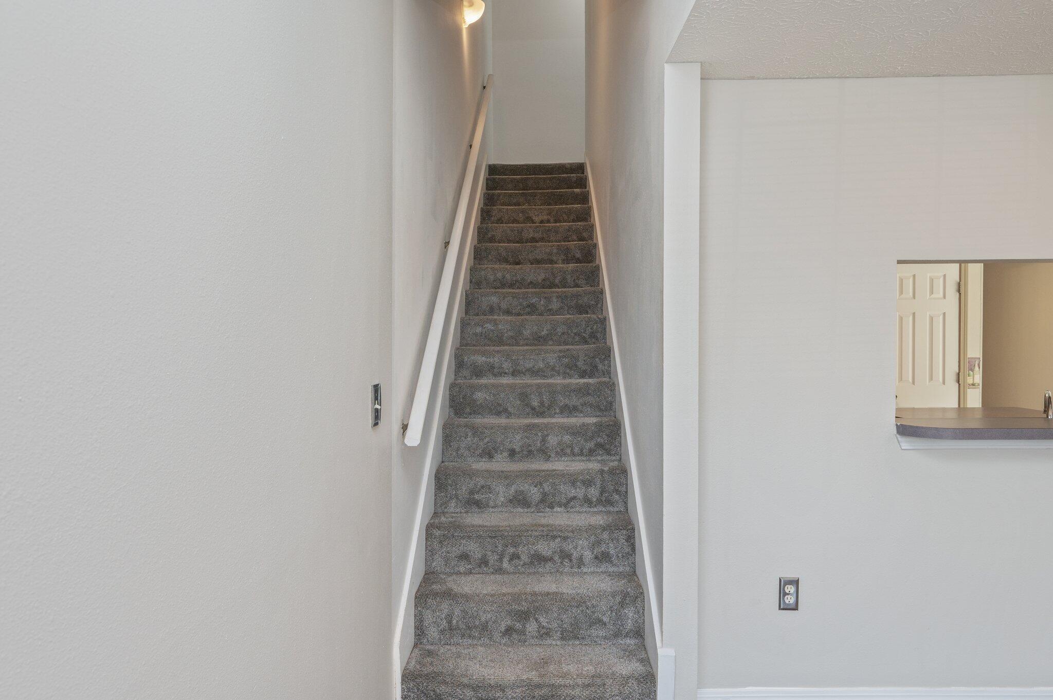 CHATELAINE ESTATES S/D PH 2 - Residential Lease