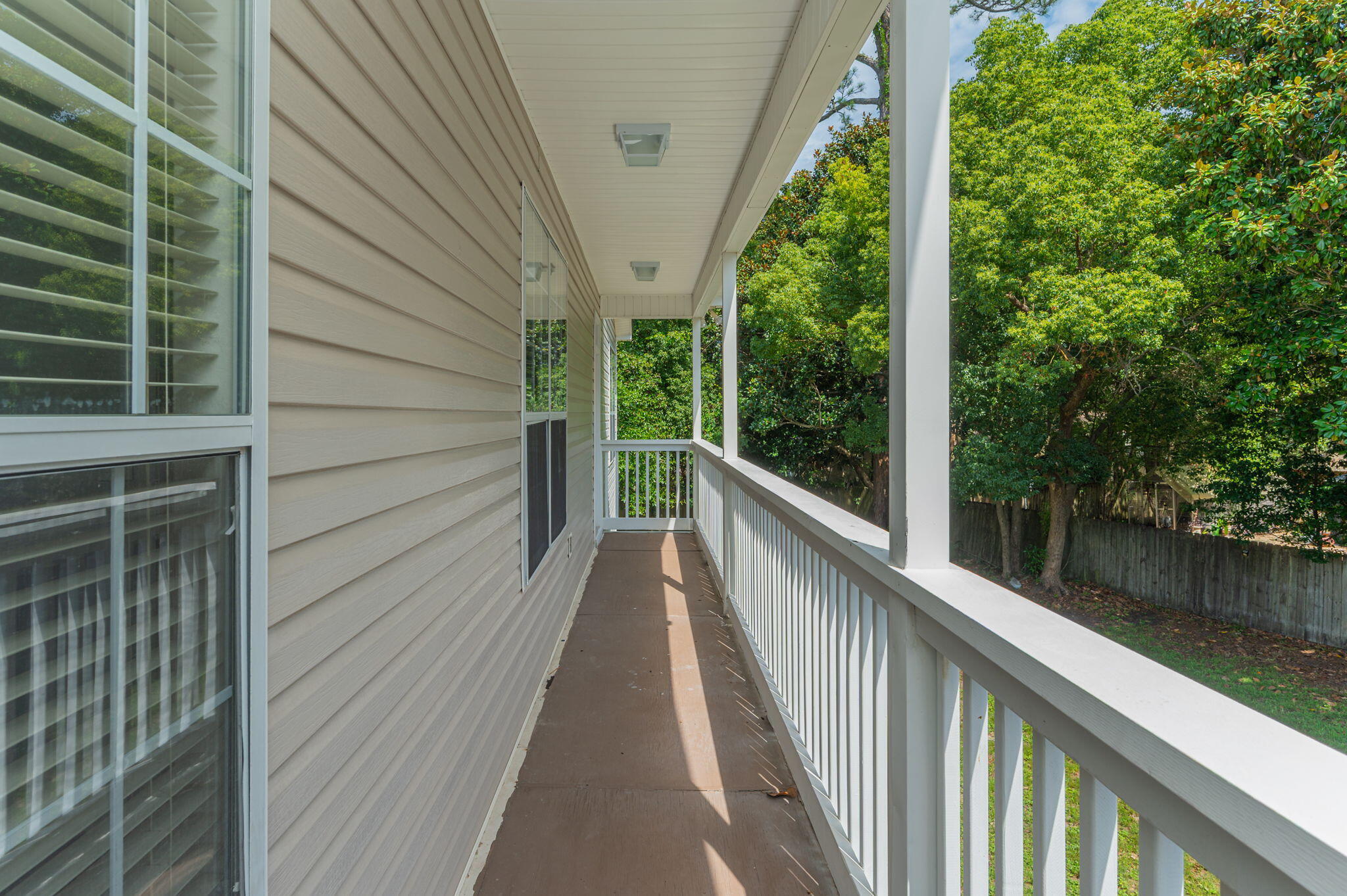 CHATELAINE ESTATES S/D PH 2 - Residential Lease