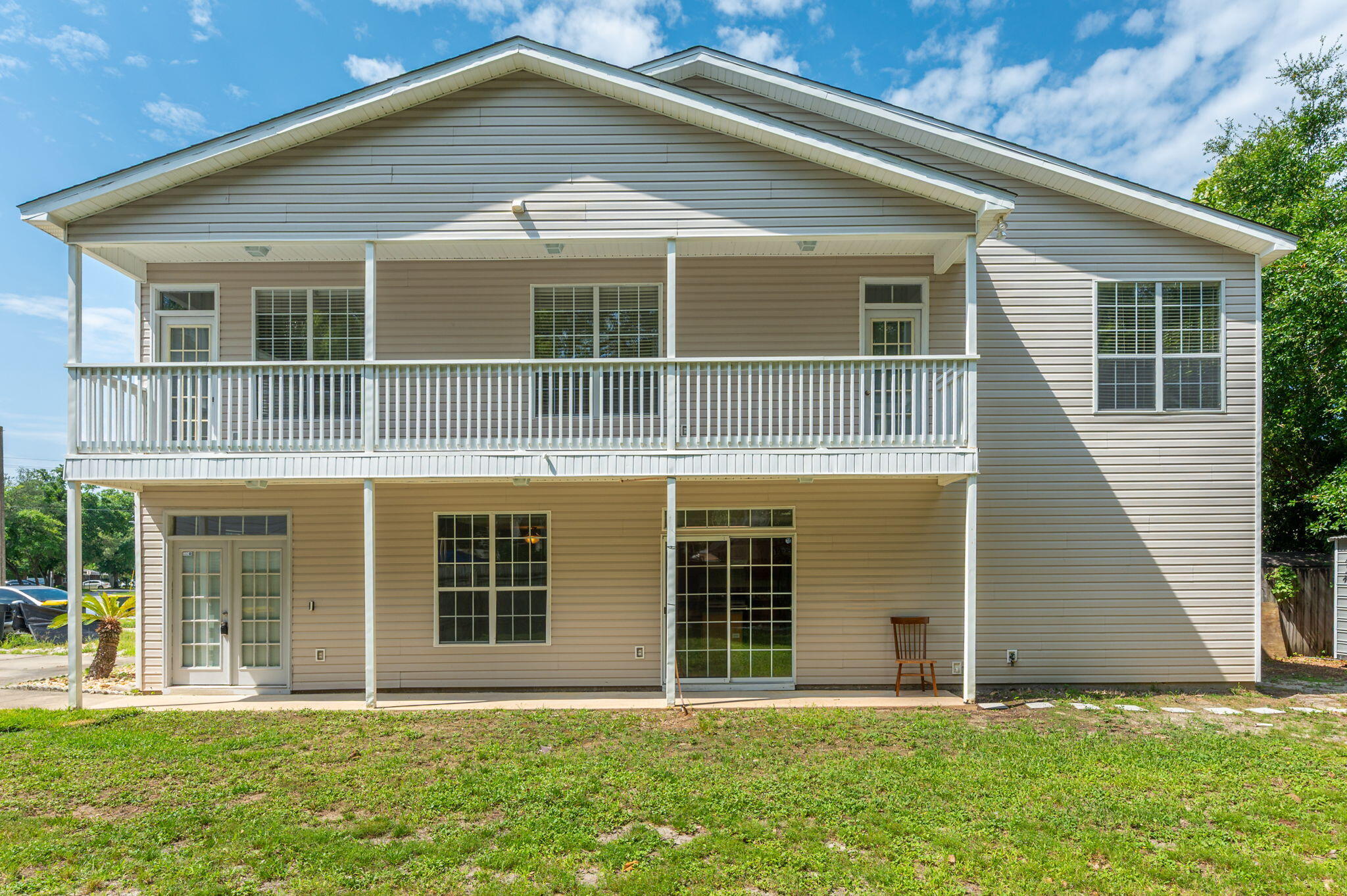 CHATELAINE ESTATES S/D PH 2 - Residential Lease