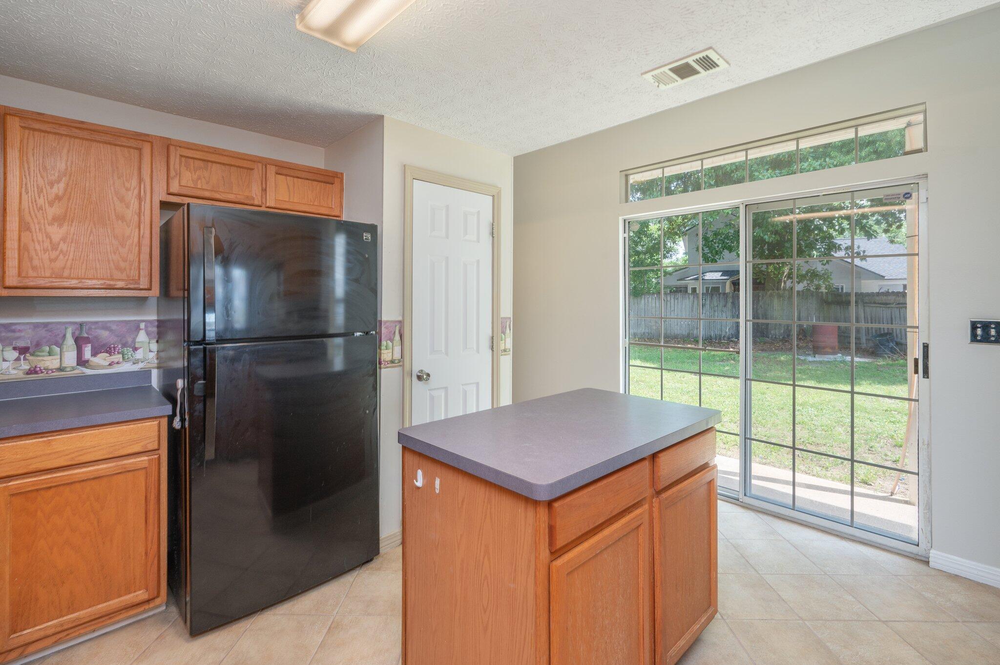 CHATELAINE ESTATES S/D PH 2 - Residential Lease