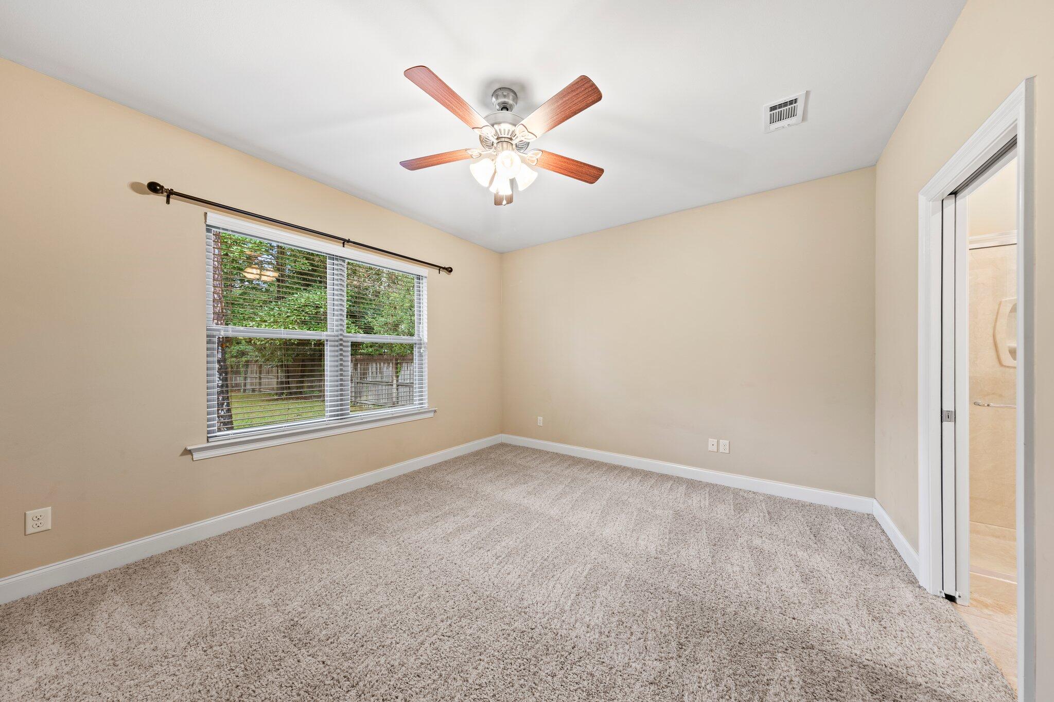 VALPARAISO PINECREST 6 - Residential Lease