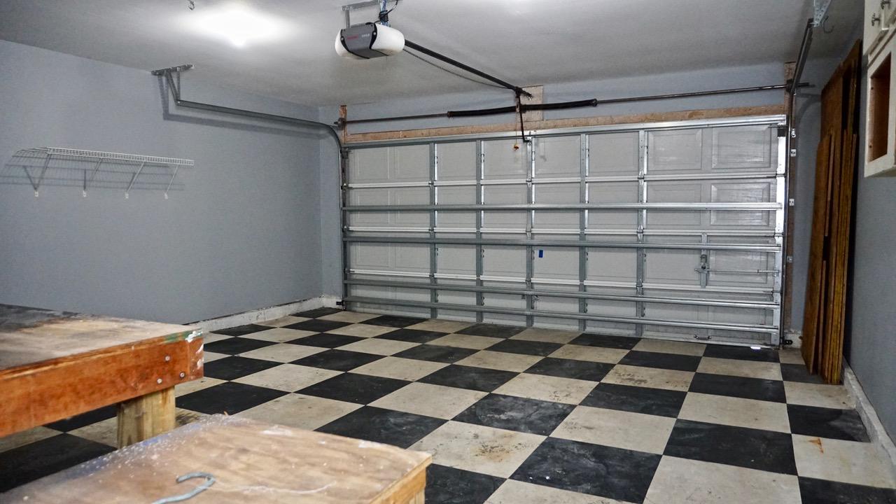 WEST VIEW ESTATES PH 5 - Residential Lease