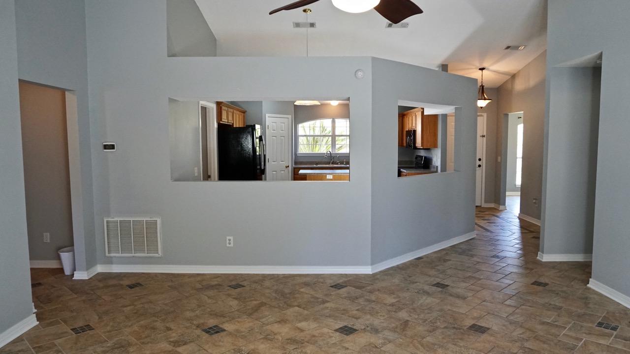 WEST VIEW ESTATES PH 5 - Residential Lease