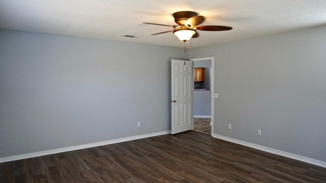 WEST VIEW ESTATES PH 5 - Residential Lease