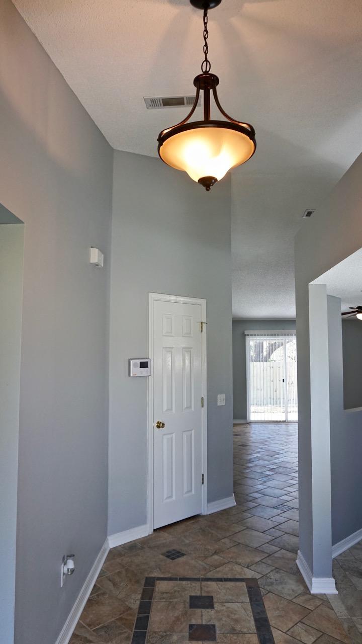 WEST VIEW ESTATES PH 5 - Residential Lease