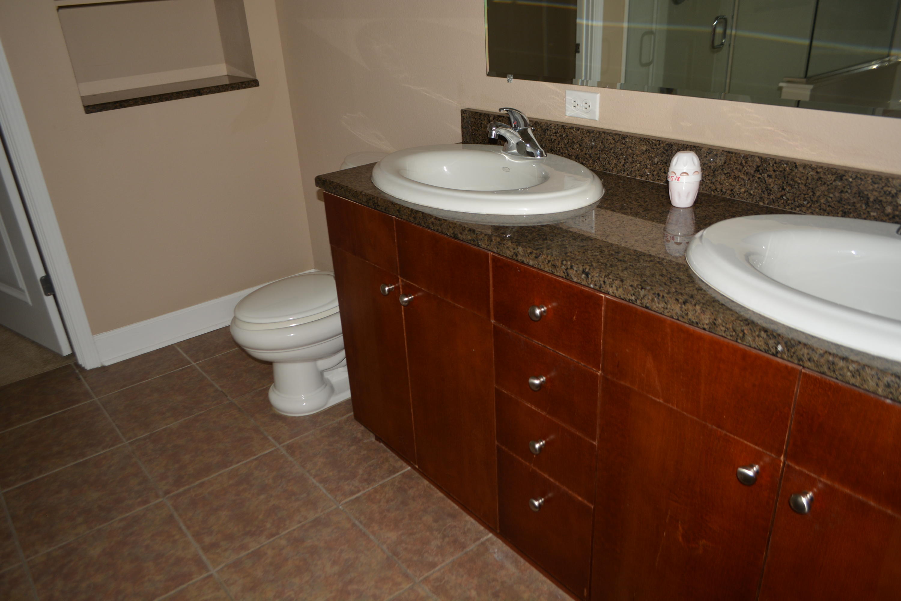 PIER 23 - Residential