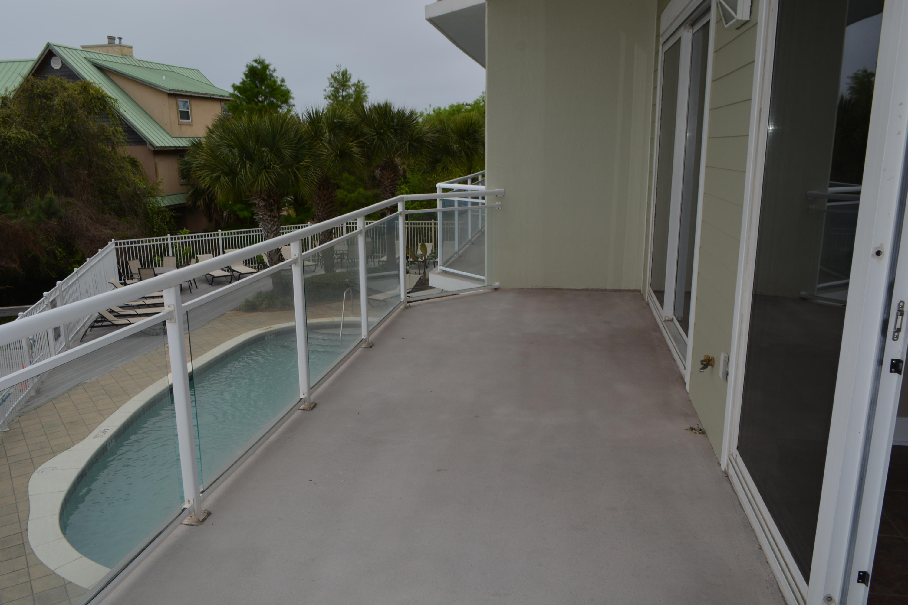 PIER 23 - Residential