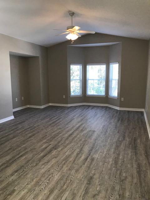 THE OAKS AT NICEVILLE - Residential Lease
