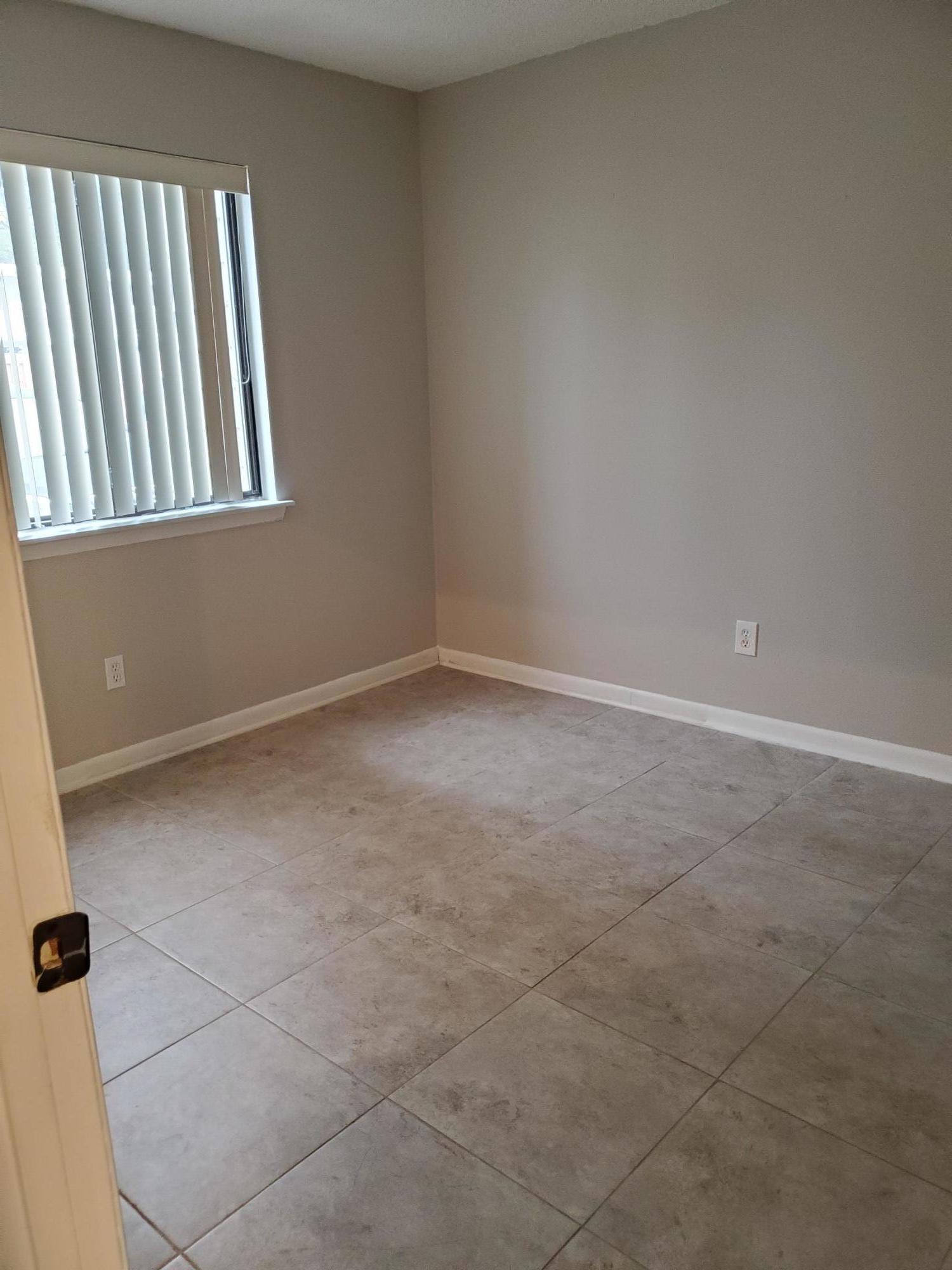 FOUNTAINHEAD CONDO - Residential Lease
